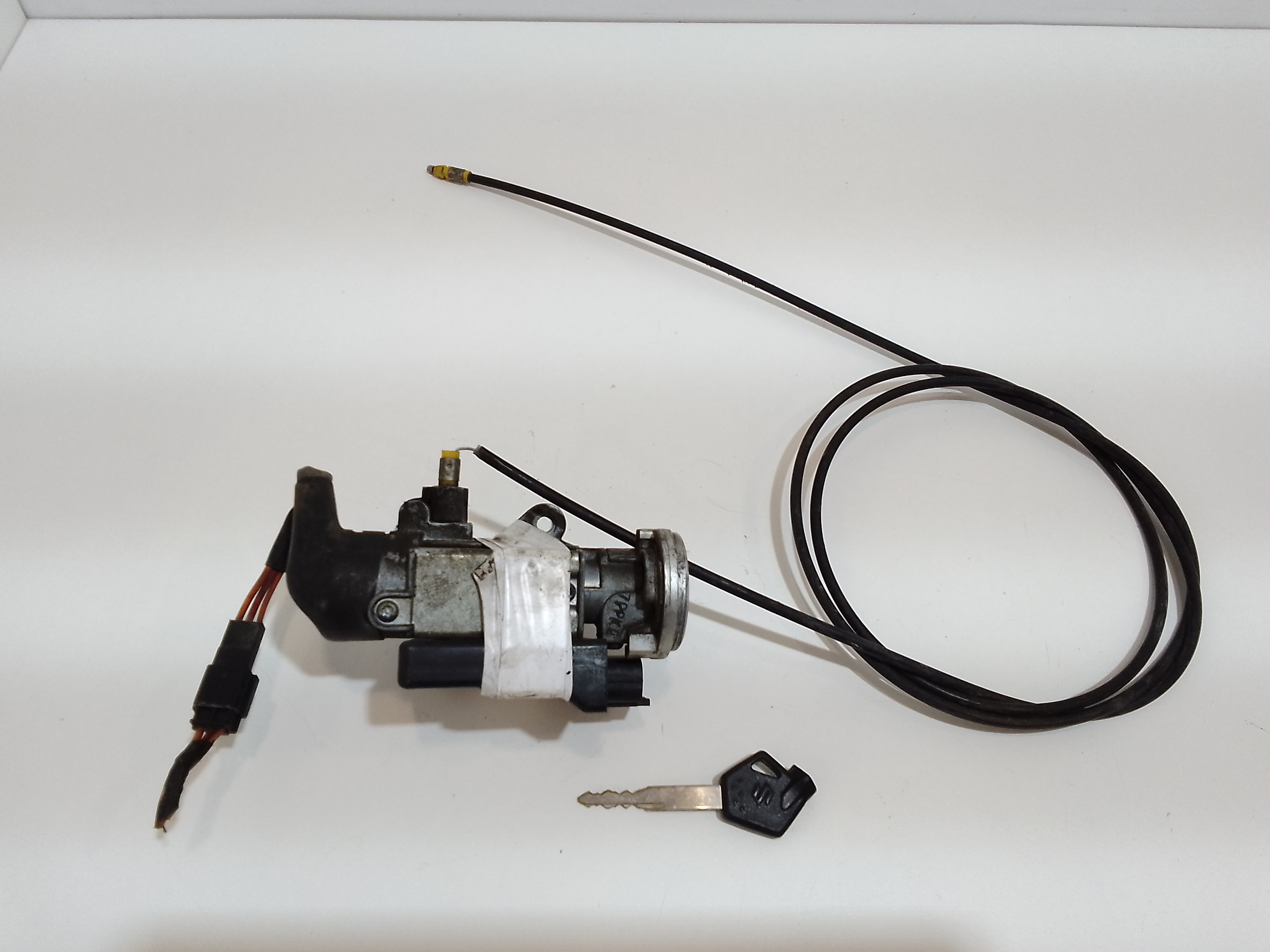 Commutatore Avviamento Con Cilindretti Serrature Usato