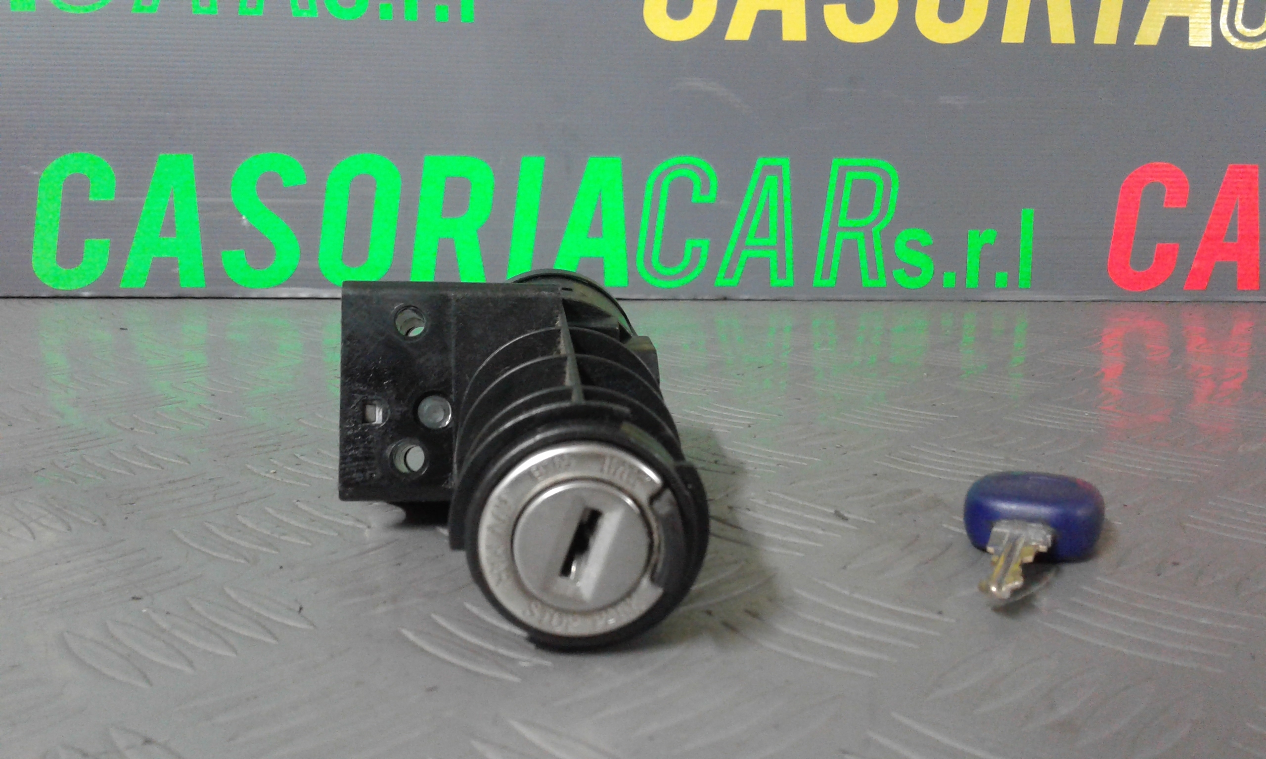 Commutatore Avviamento Con Cilindretti Serrature Usato