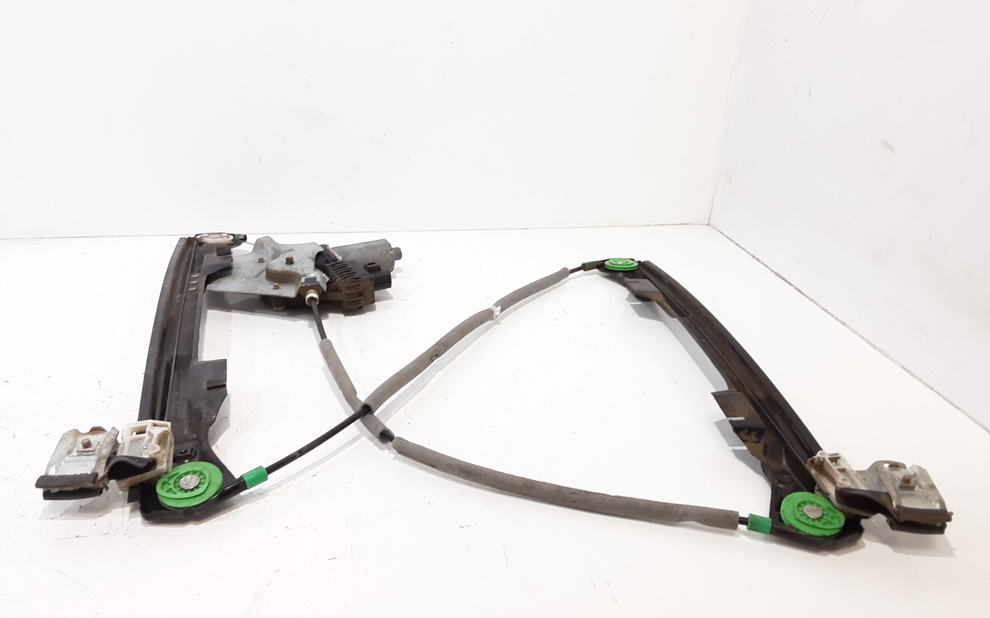 Alzacristallo Porta Ant. Destro Usato