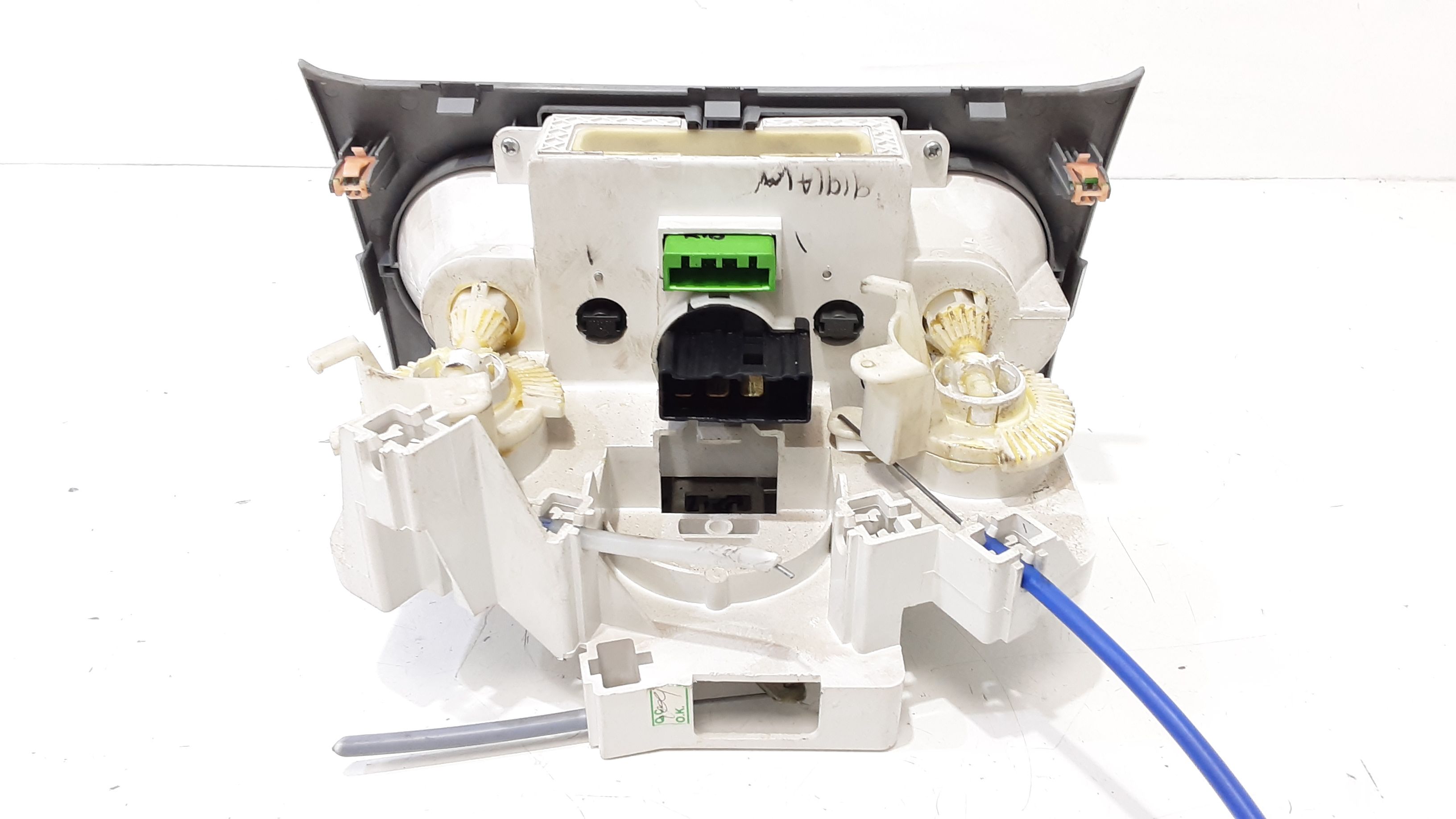 Blocco Comando Climatizzazione 275114A00K Usato