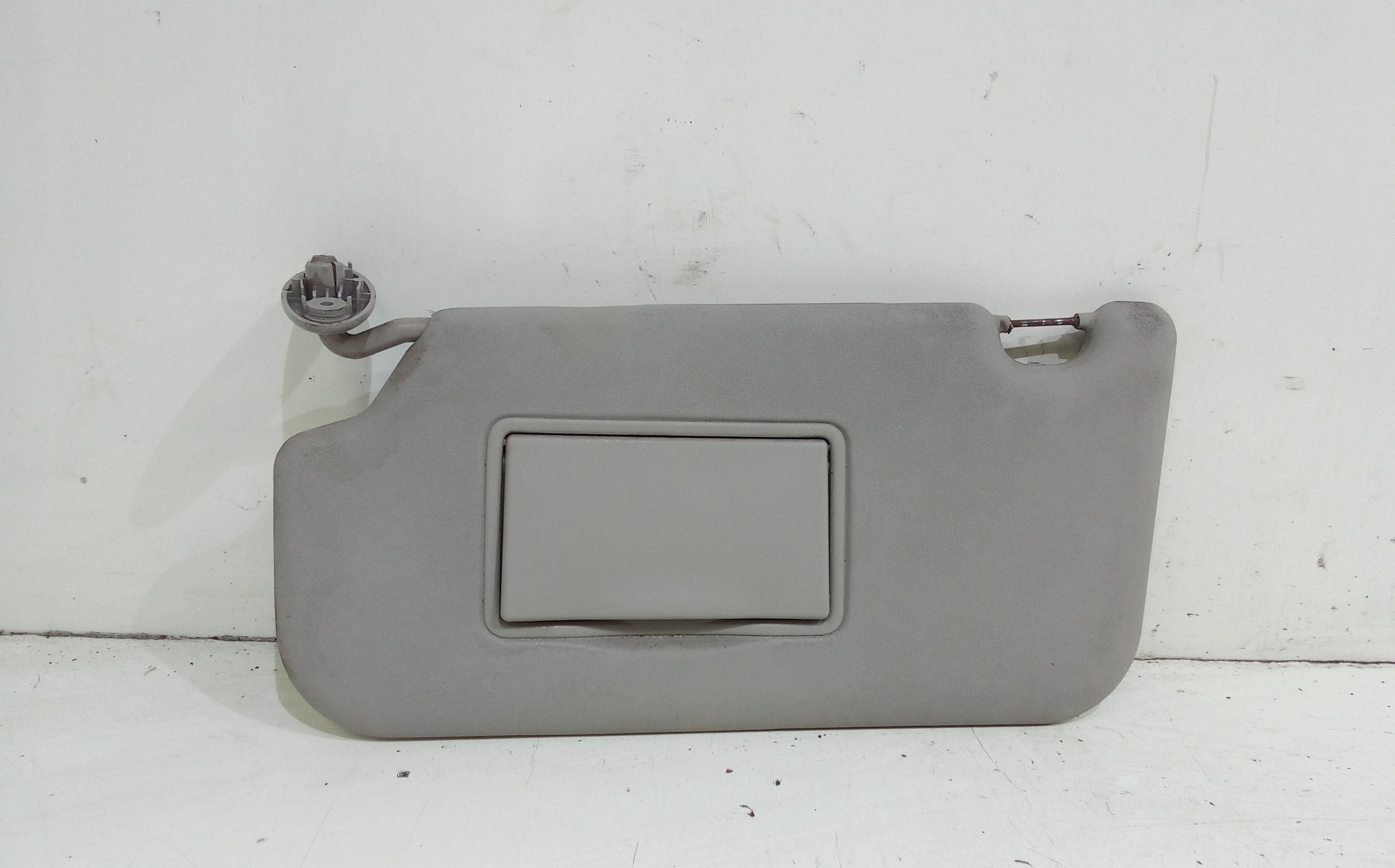 Aletta Parasole Parabrezza Sinistro 1624479 Usato