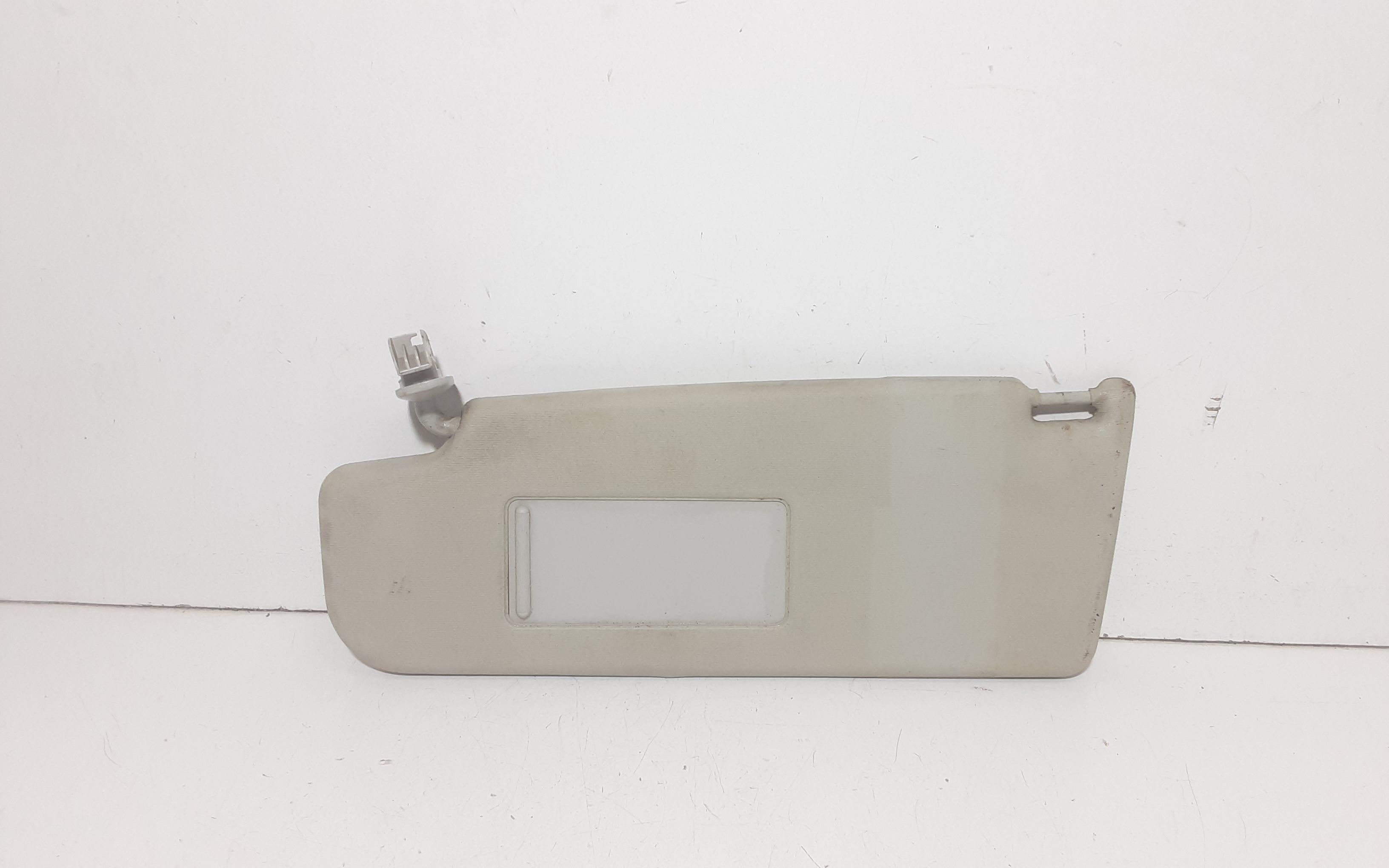 Aletta Parasole Parabrezza Sinistro 3B0857551X14 Usato