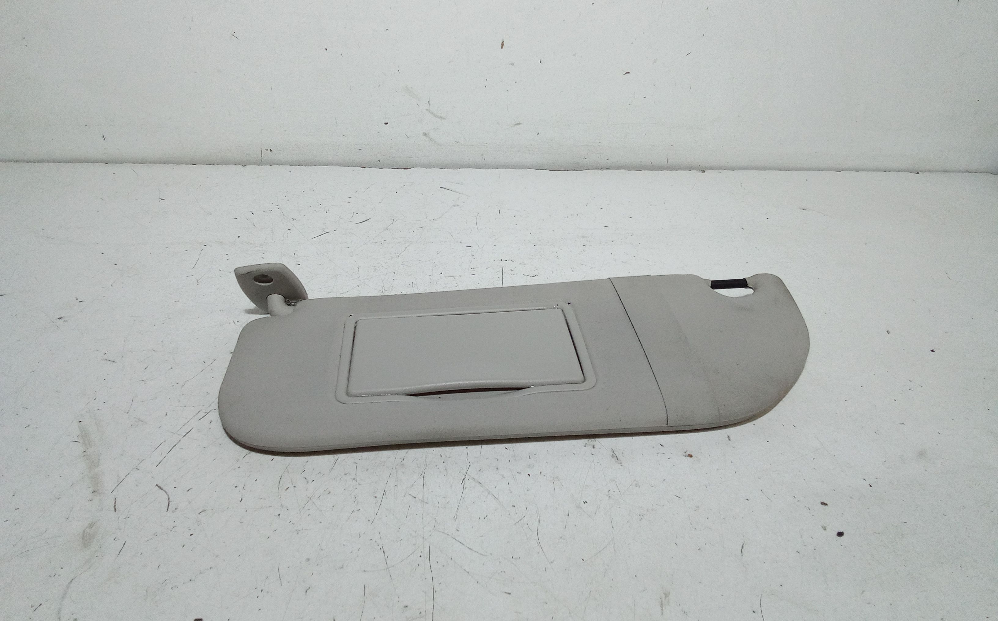 Aletta Parasole Parabrezza Sinistro Usato