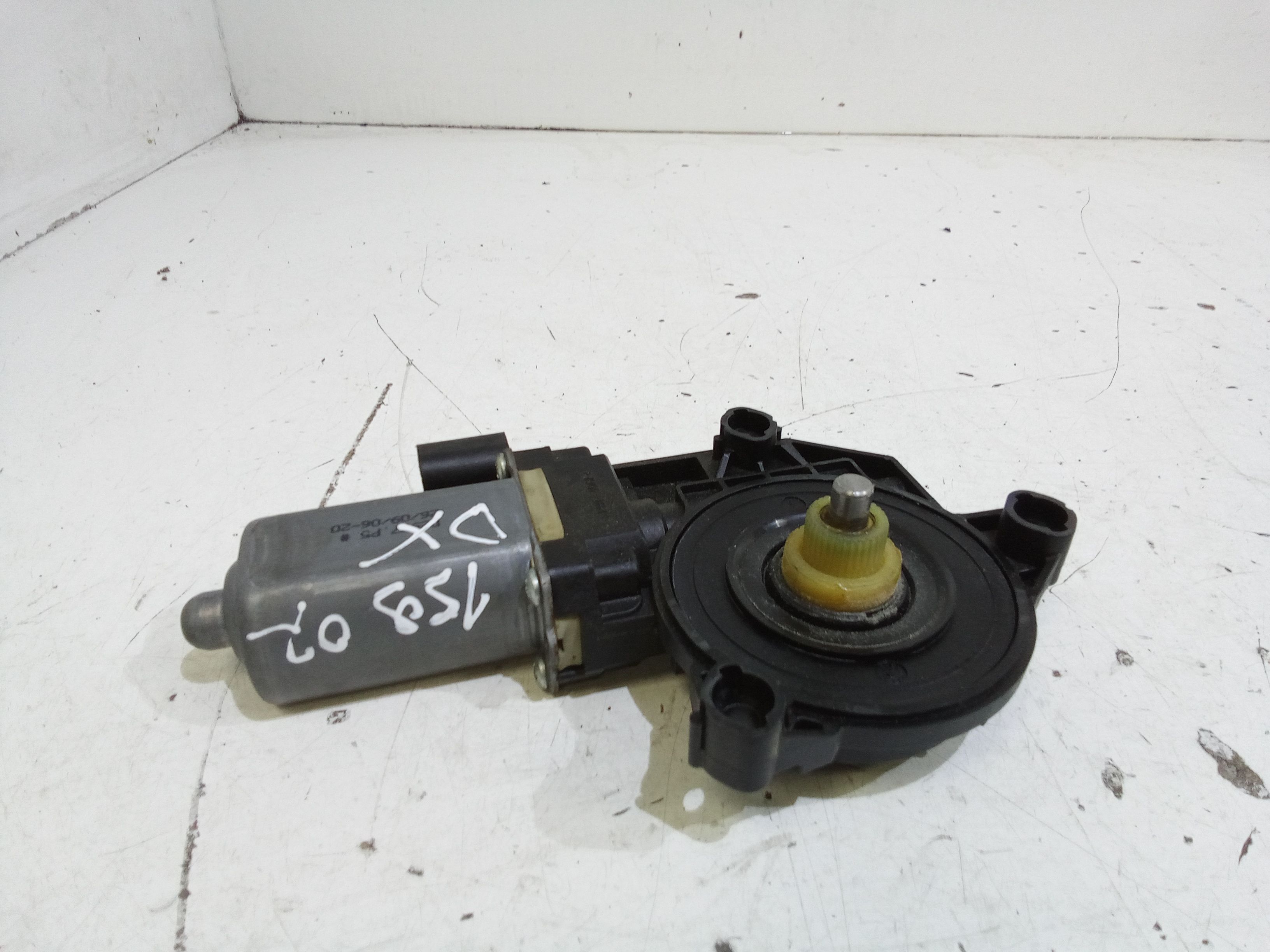 Motorino Alzacristallo Porta Ant. Destro 71740122 Usato