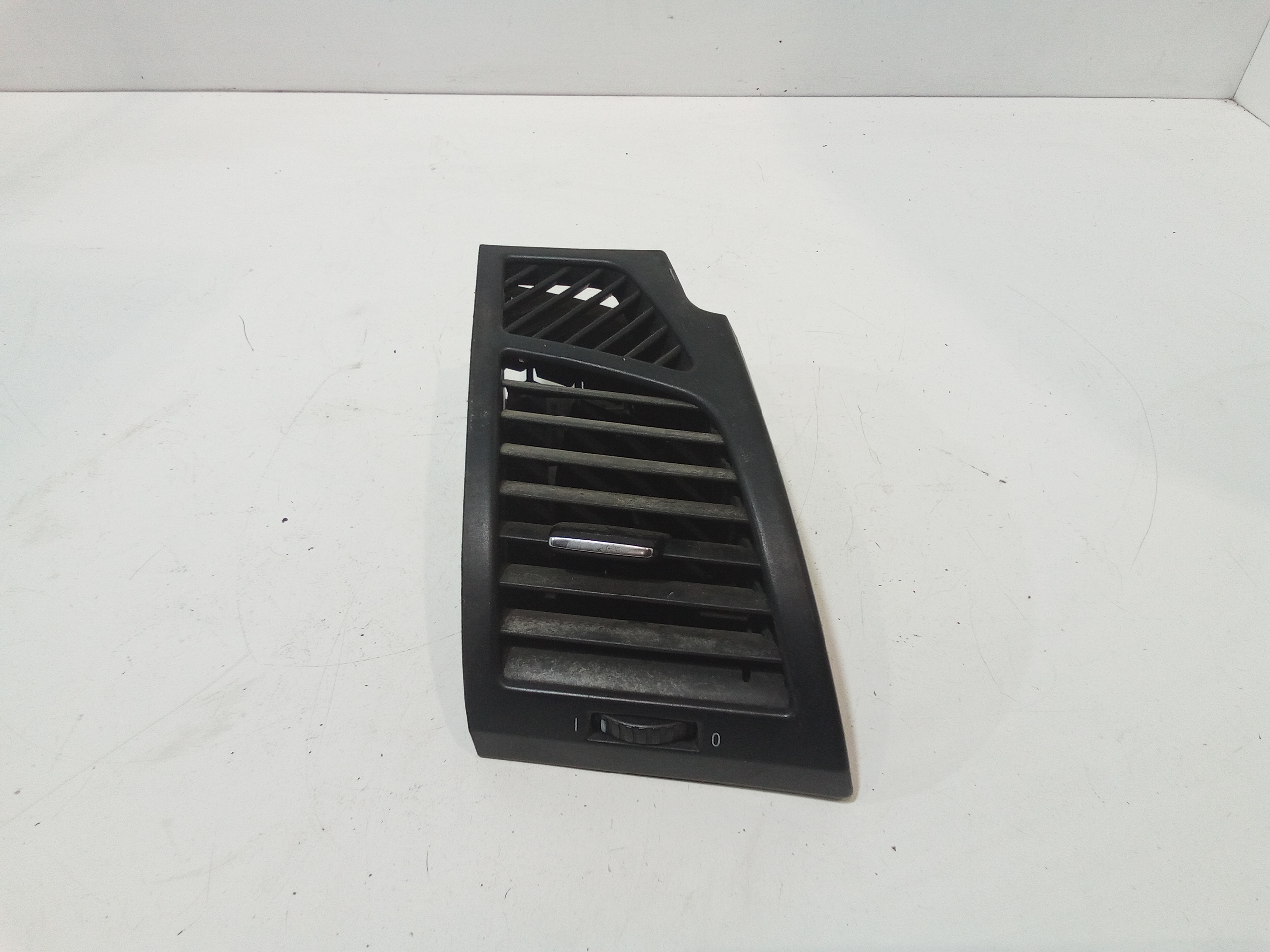 Condotto Aria Bocchette Lat. Cruscotto Destro Usato