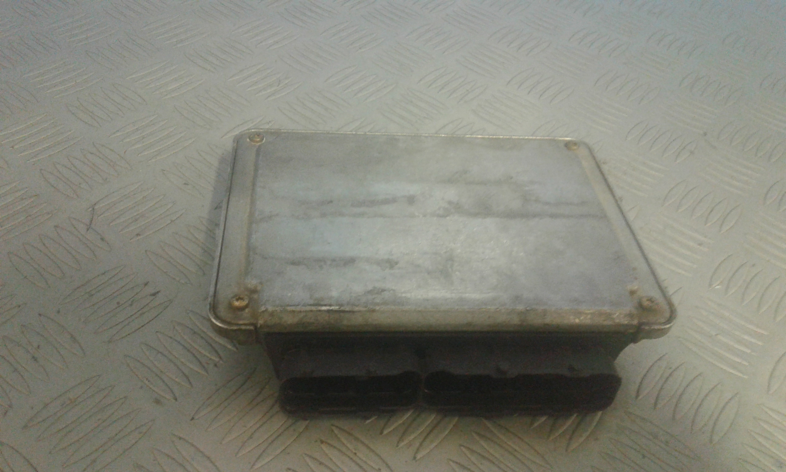 Centralina Iniezione NNN100743 Usato