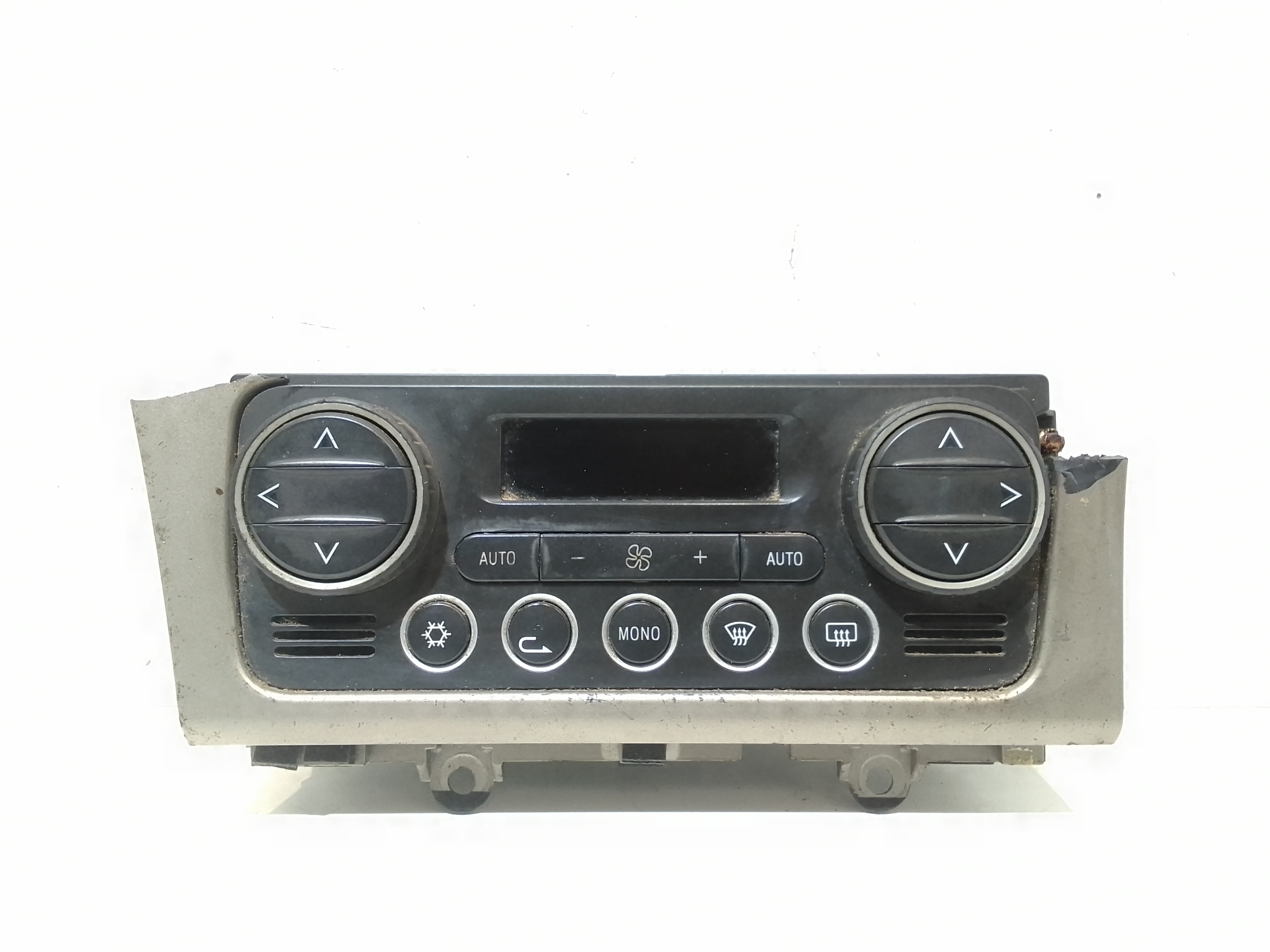 Blocco Comando Climatizzazione 60696621 Usato