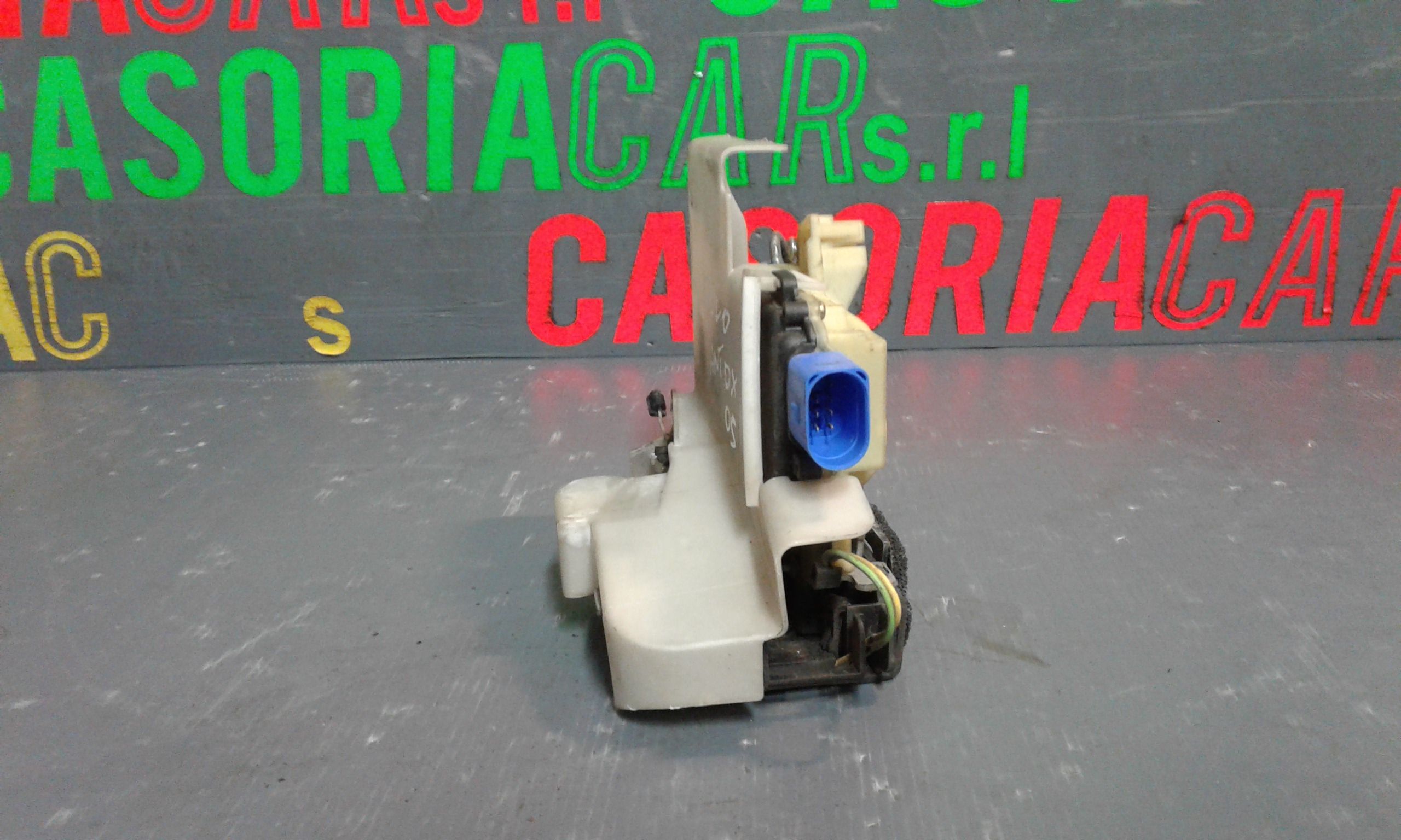 Serratura Porta Ant. Destro 3B1837016CB Usato