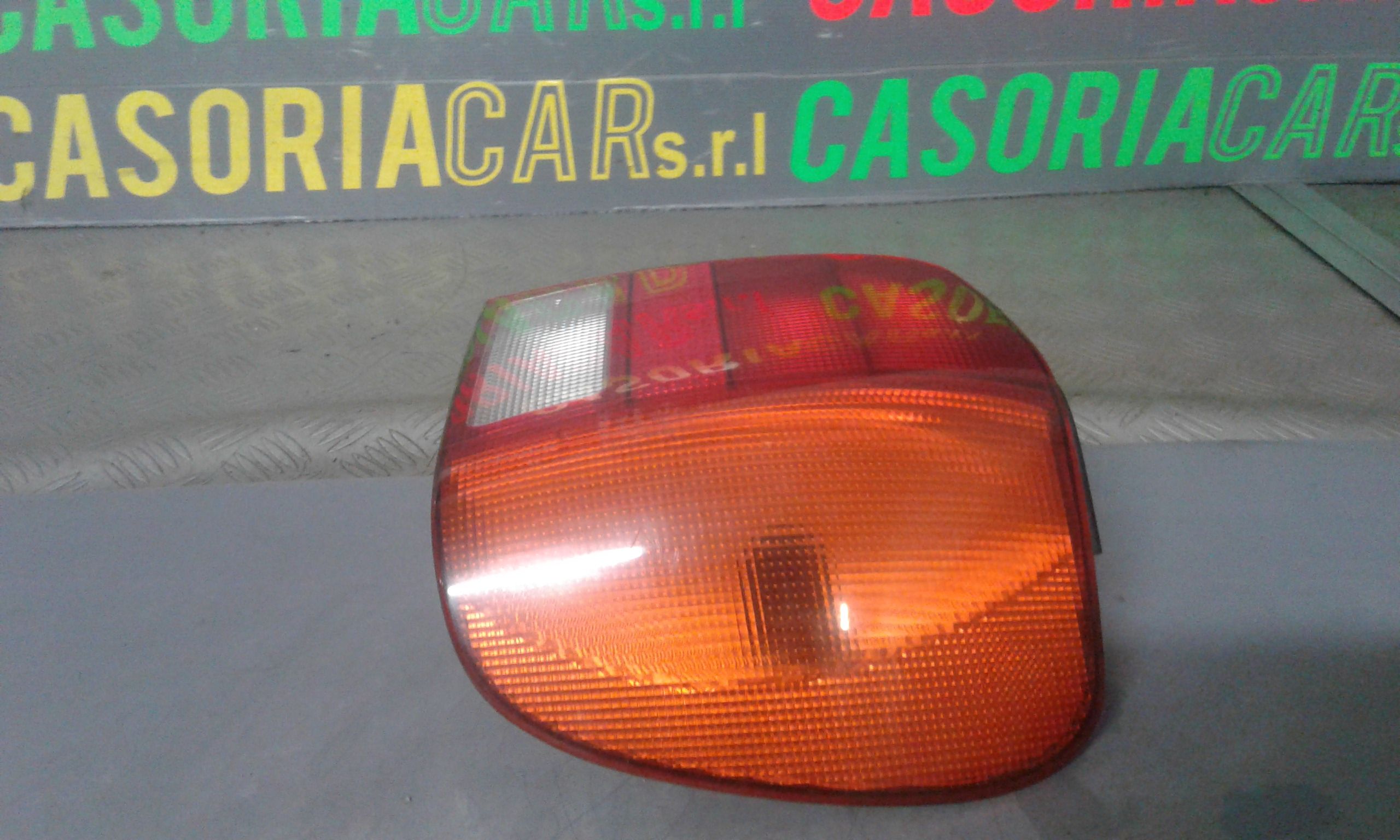 Fanale Post. Destro 6N0945096 Usato