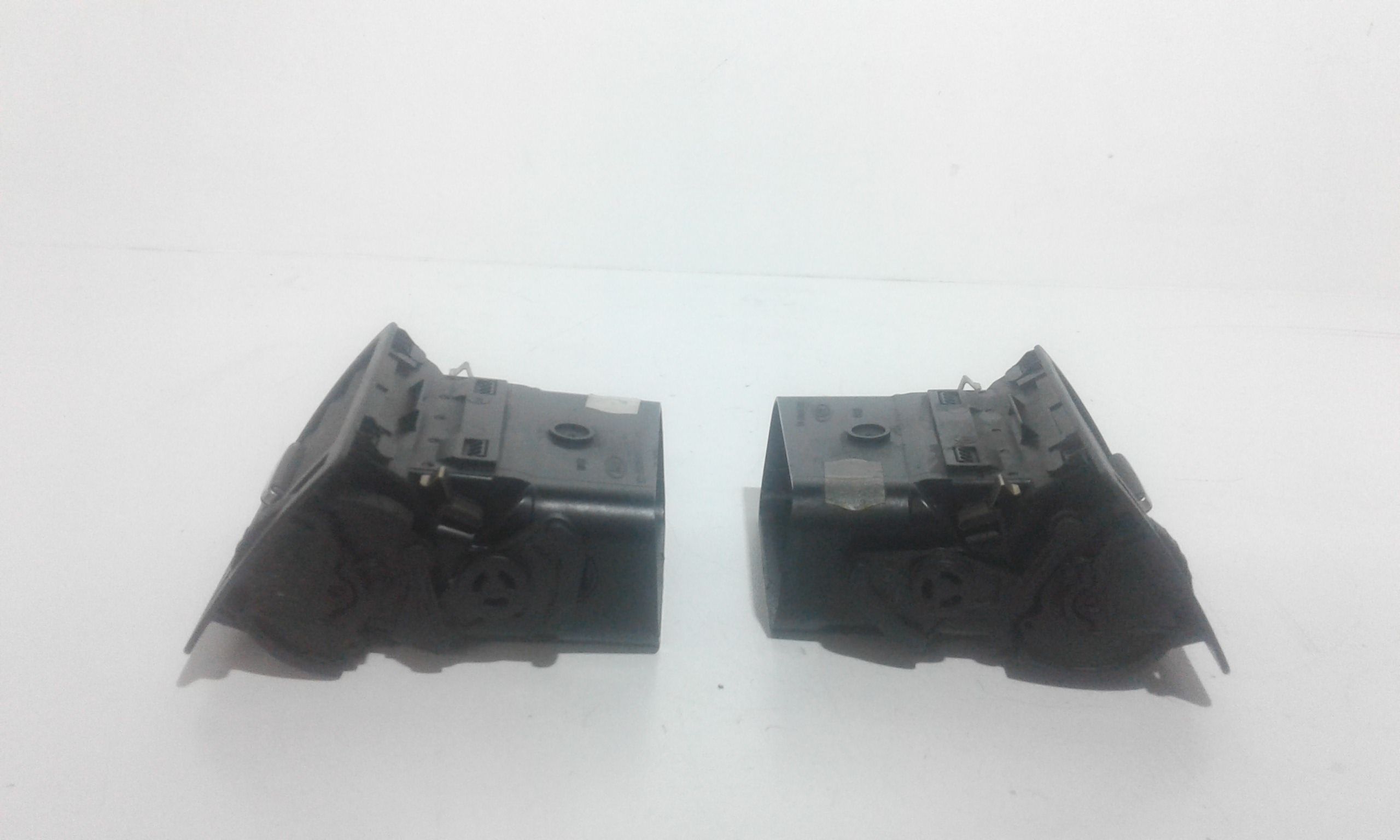 Condotto Aria Bocchette Centr. Sup. Cruscotto Usato