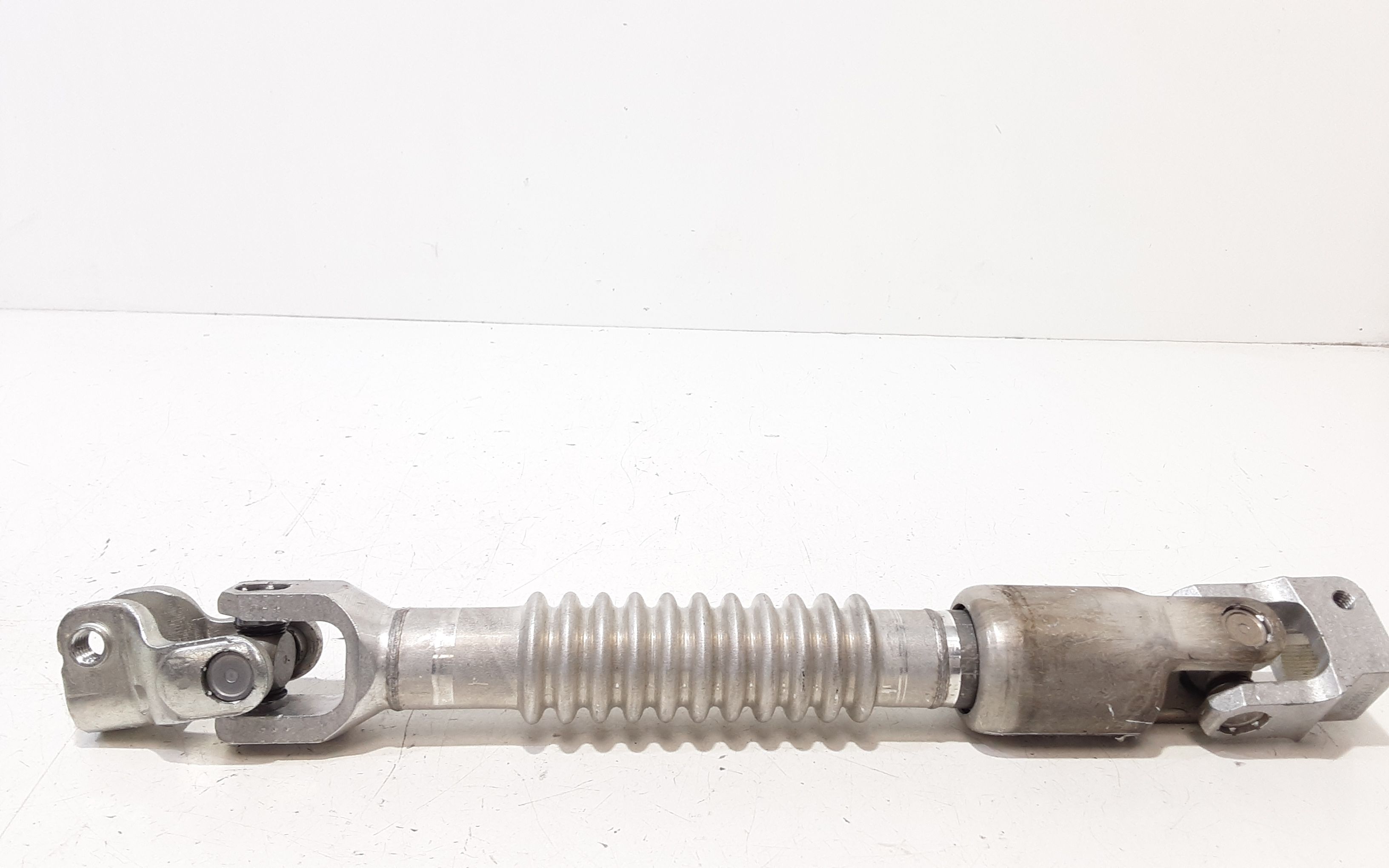 Albero Sterzo Inf. 32306865653 Usato