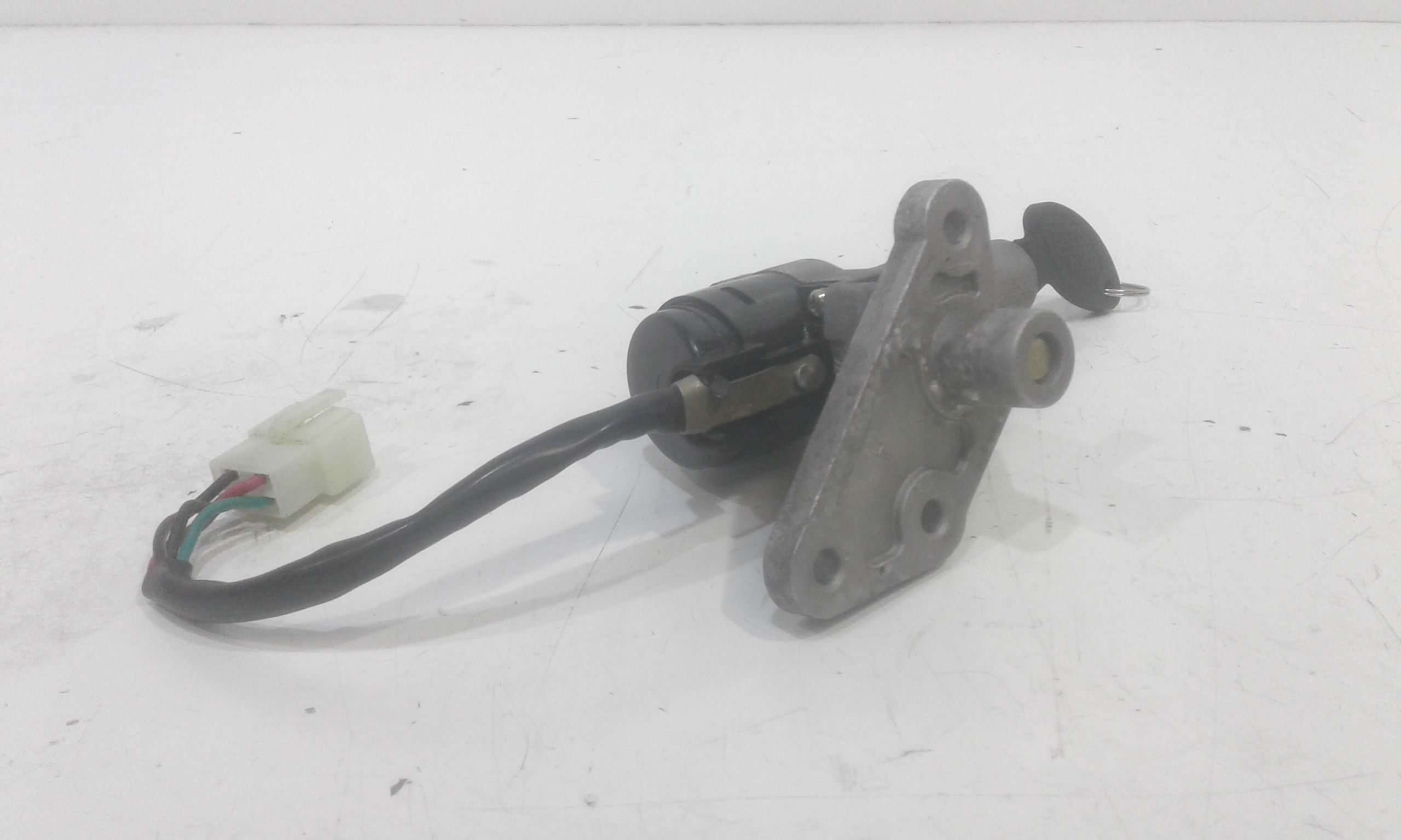 Commutatore Avviamento Con Cilindretti Serrature Usato