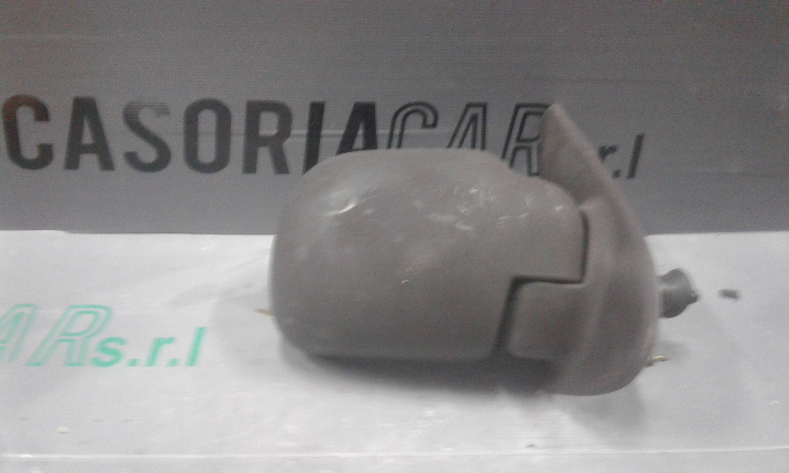 Retrovisore Est. Destro 7700304831 Usato