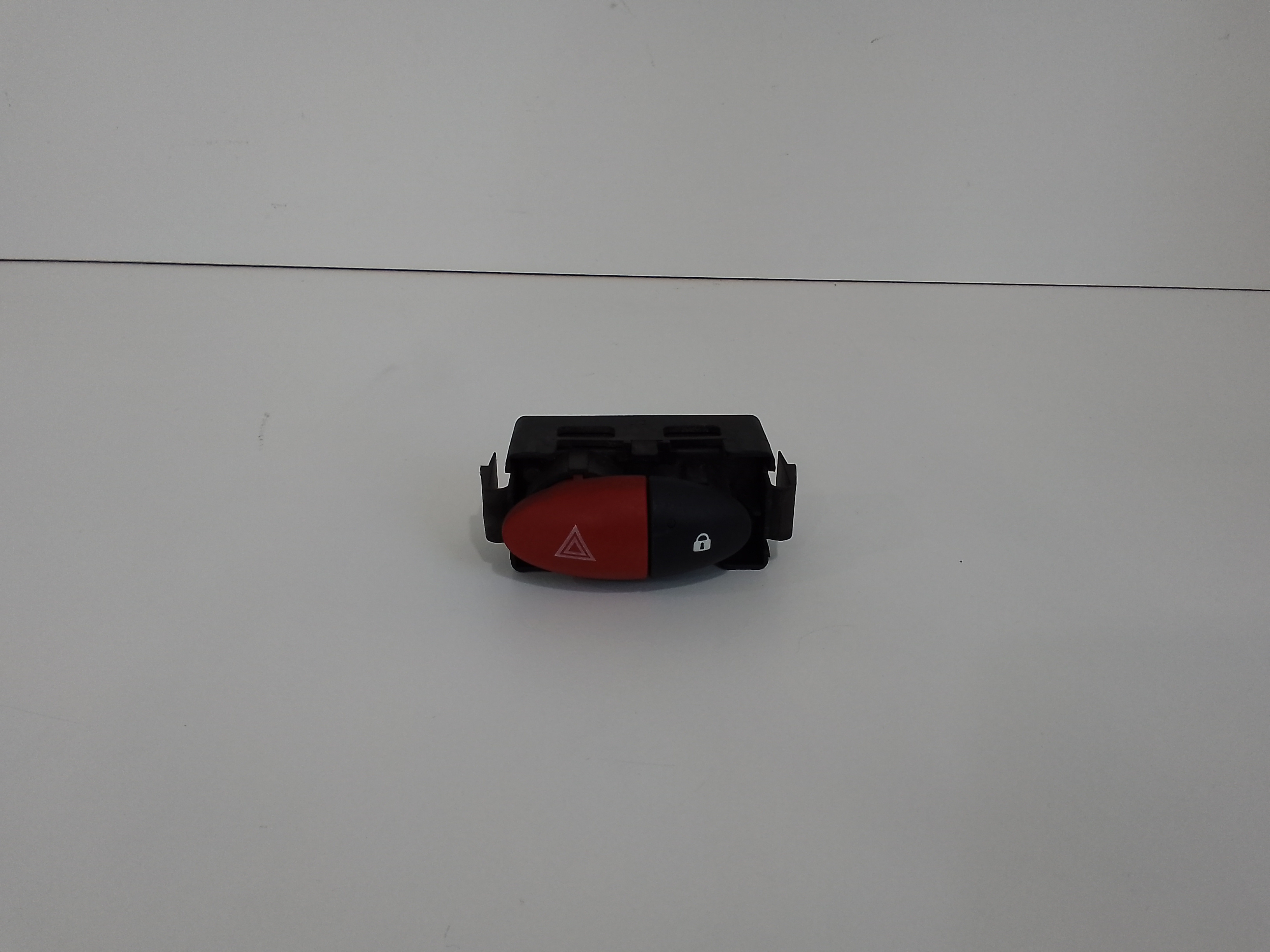 Interruttore Luci Emergenza Usato