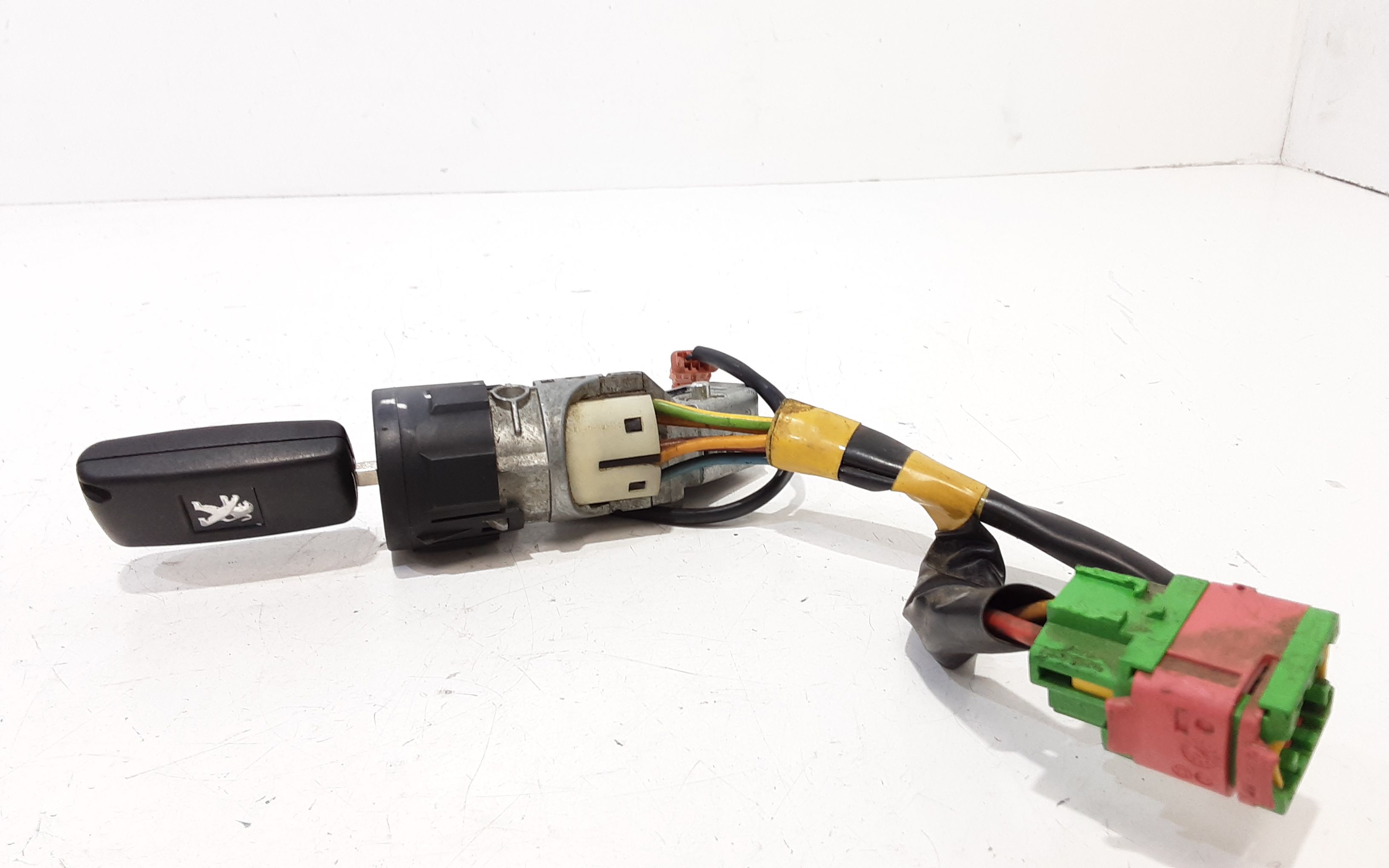 Commutatore Avviamento Con Cilindretti Serrature 4162EV Usato