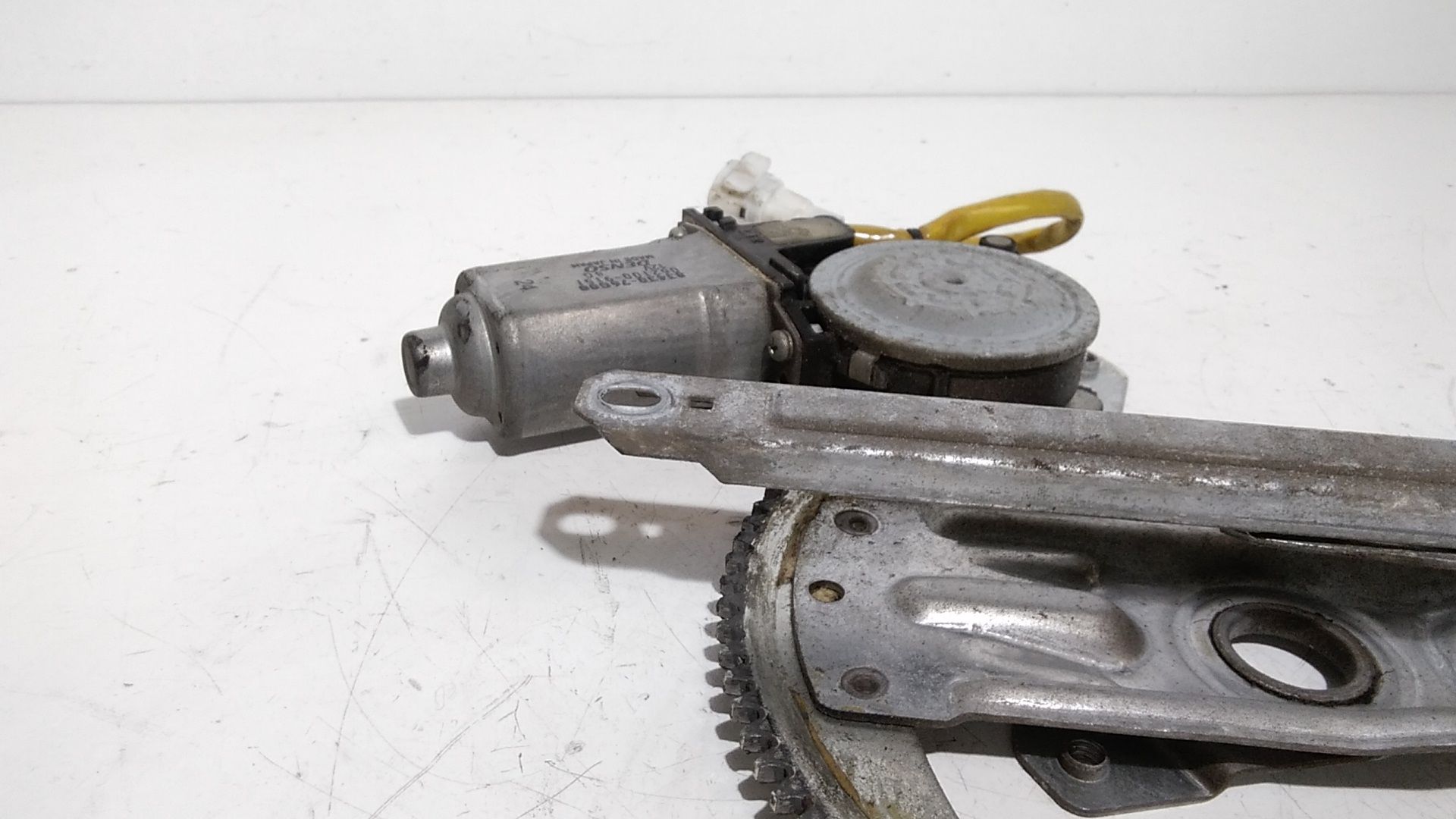 Alzacristallo Porta Ant. Destro 8341086G00 Usato