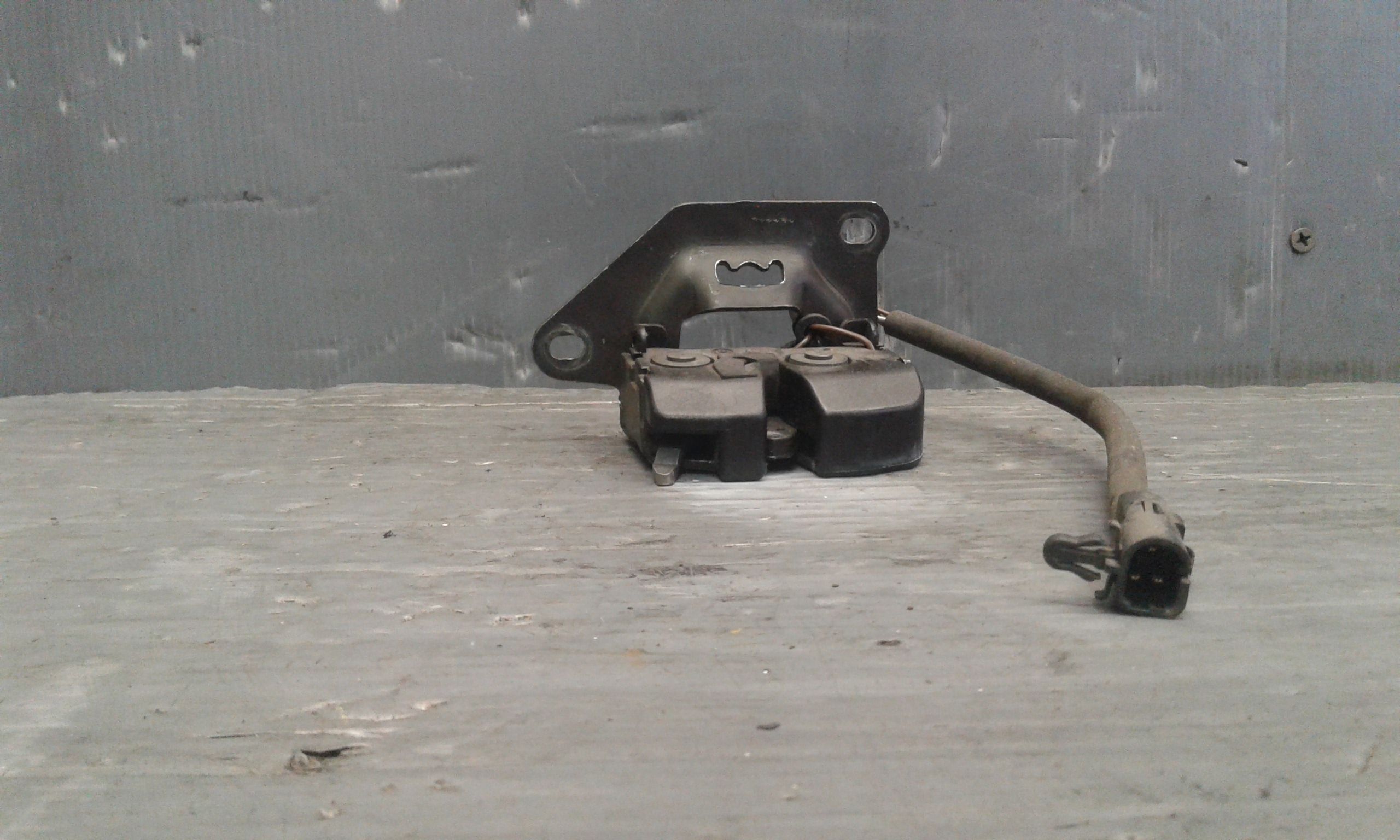 Serratura Cofano Post. Usato