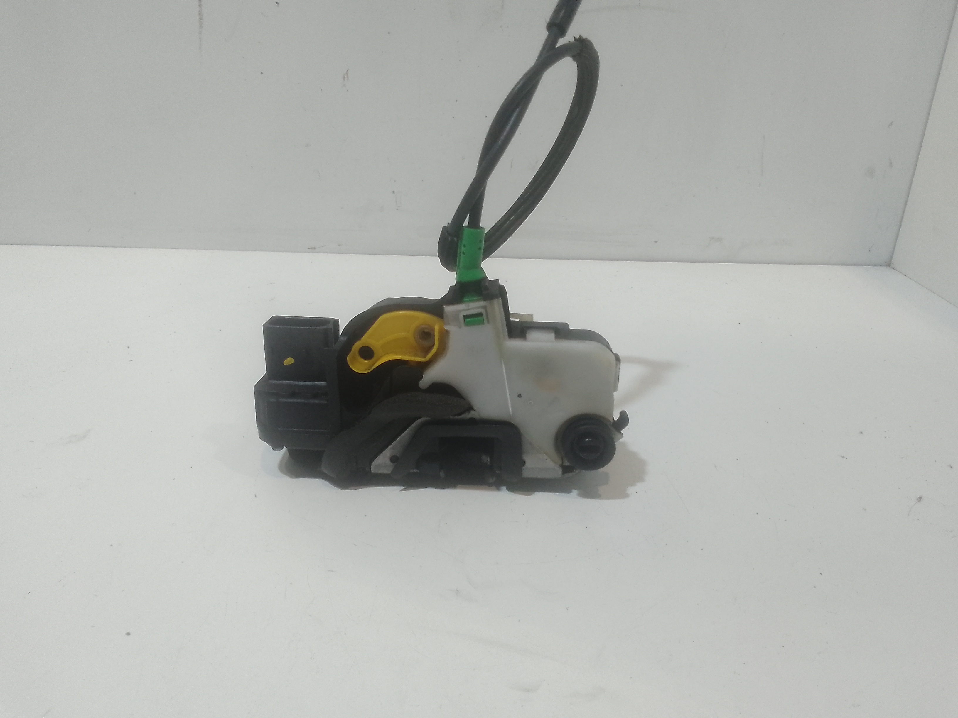 Serratura Porta Ant. Sinistro 13579521 Usato