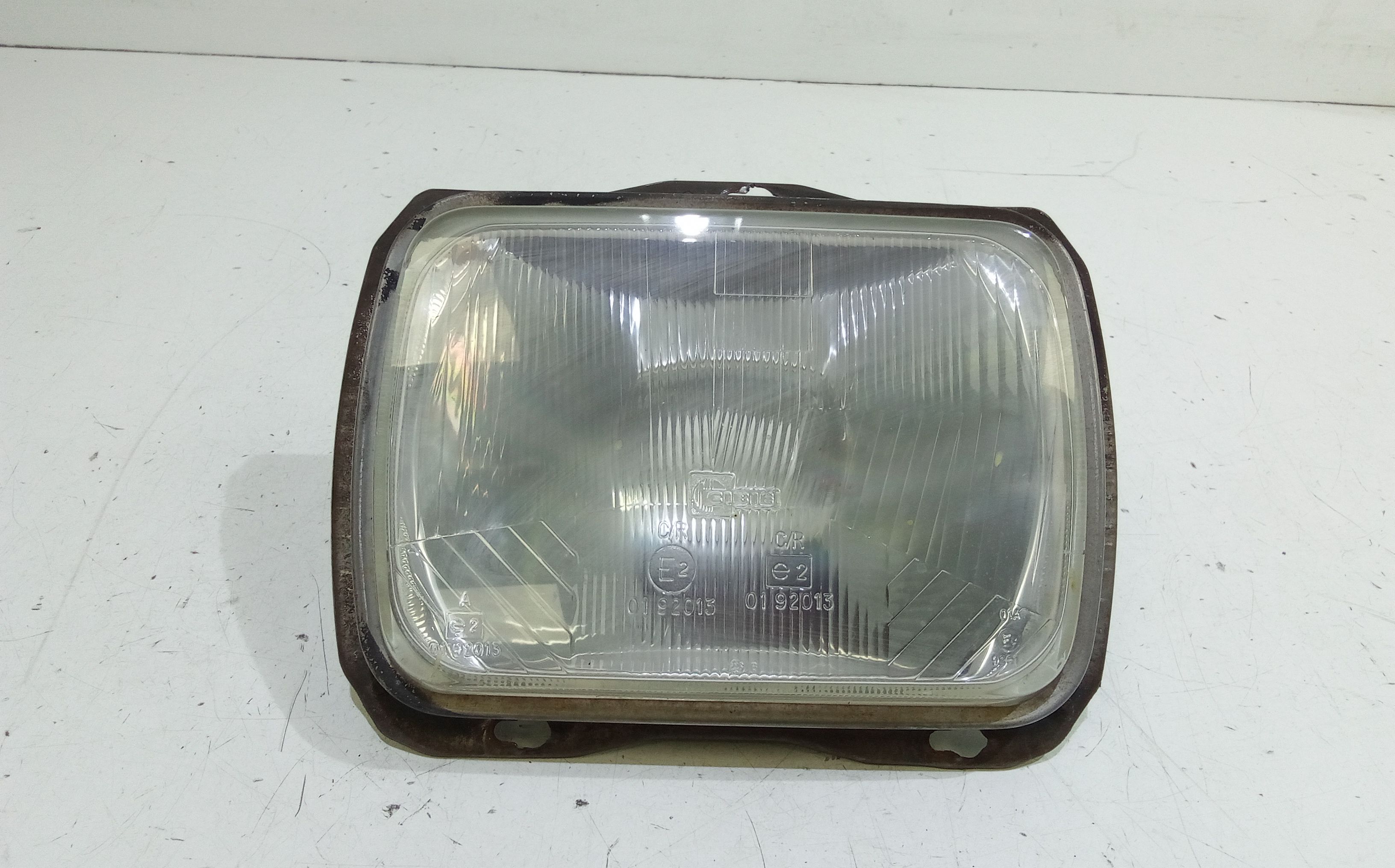 Proiettore Sinistro 8115087Z05000 Usato