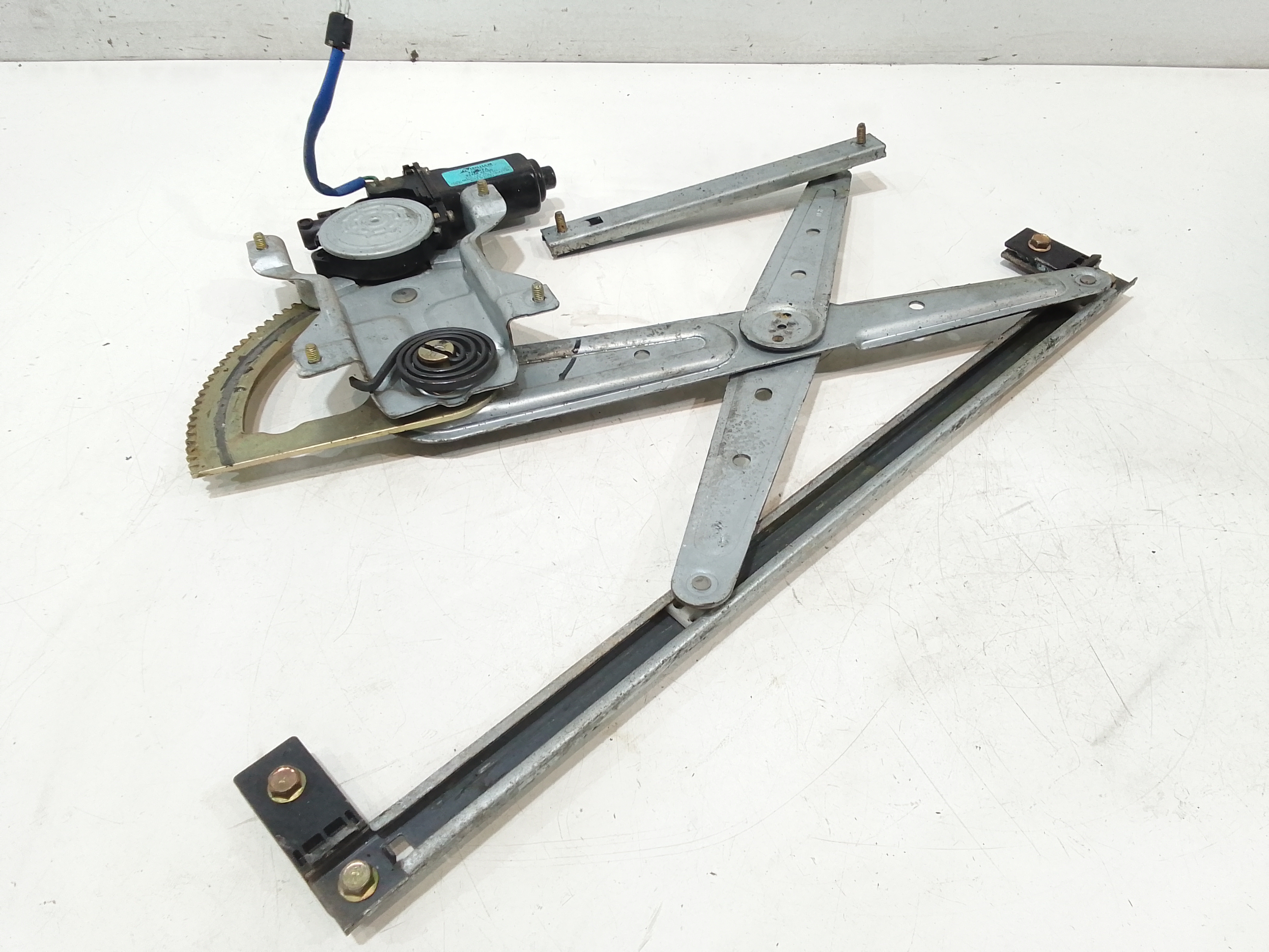 Alzacristallo Porta Ant. Destro Usato