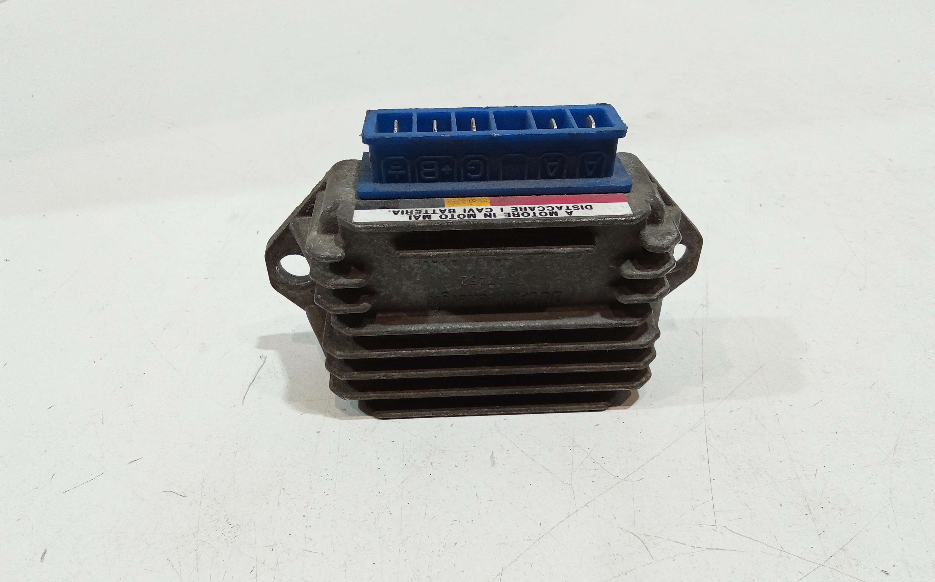 Regolatore Tensione Usato