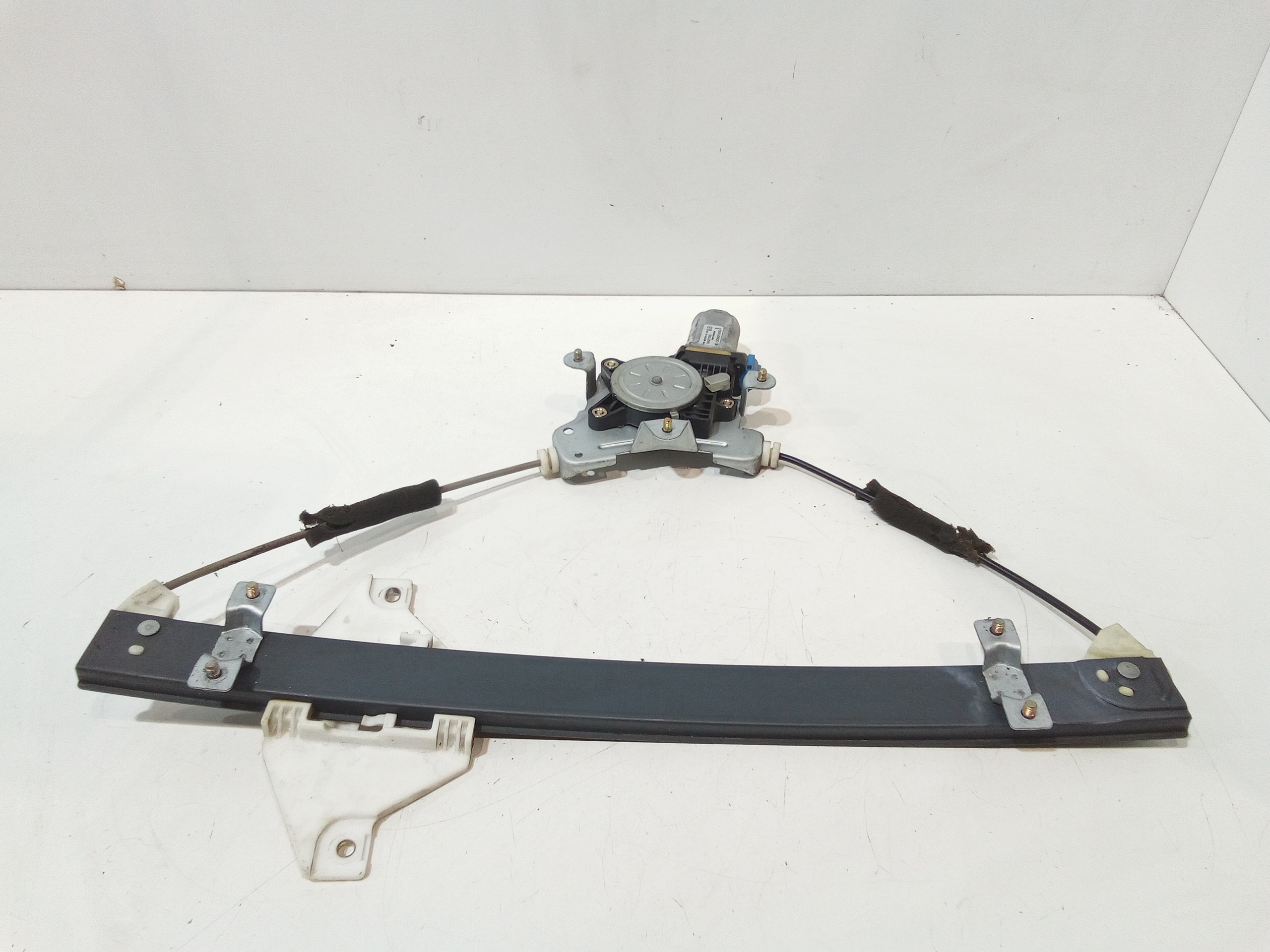 Alzacristallo Porta Ant. Destro Usato