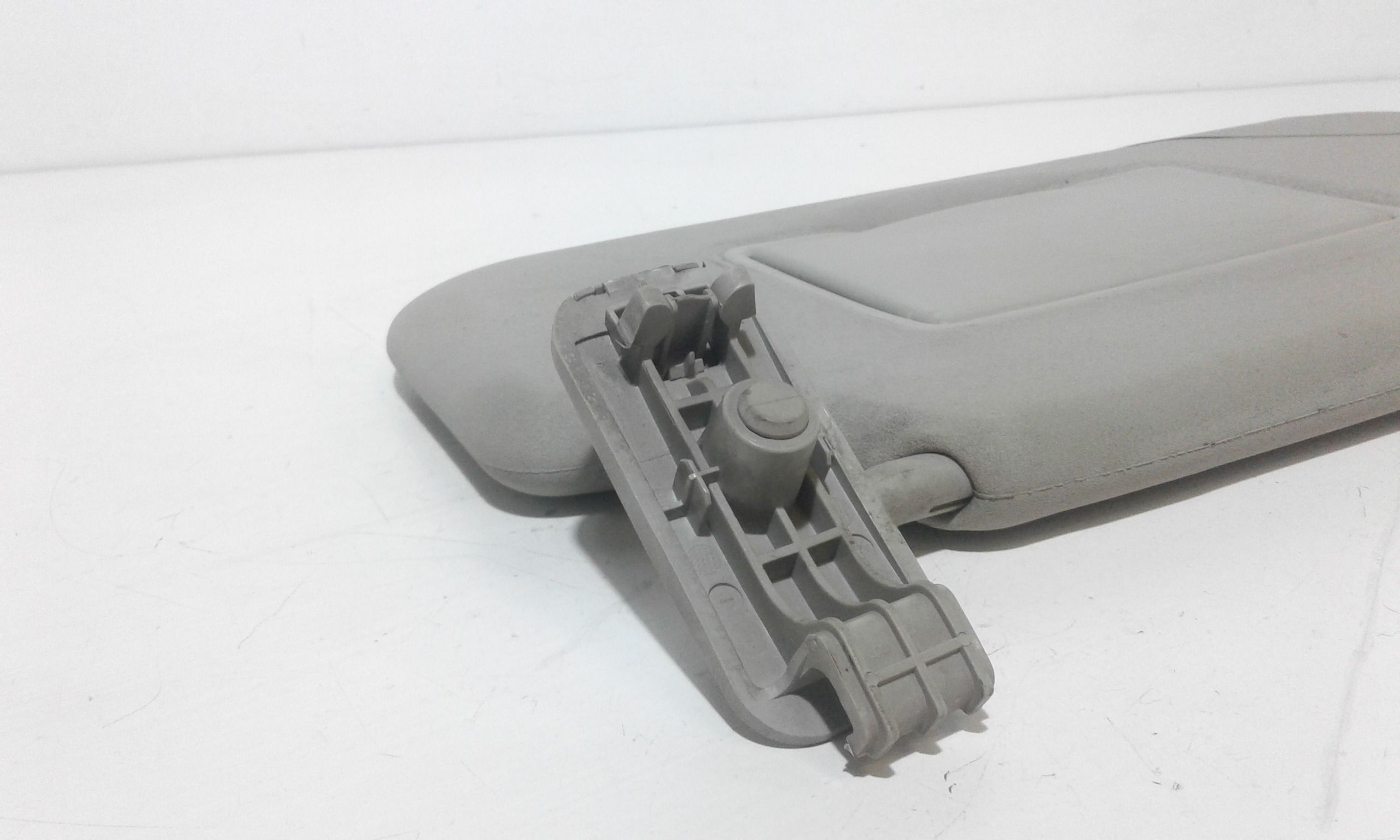 Aletta Parasole Parabrezza Destro 1783038 Usato