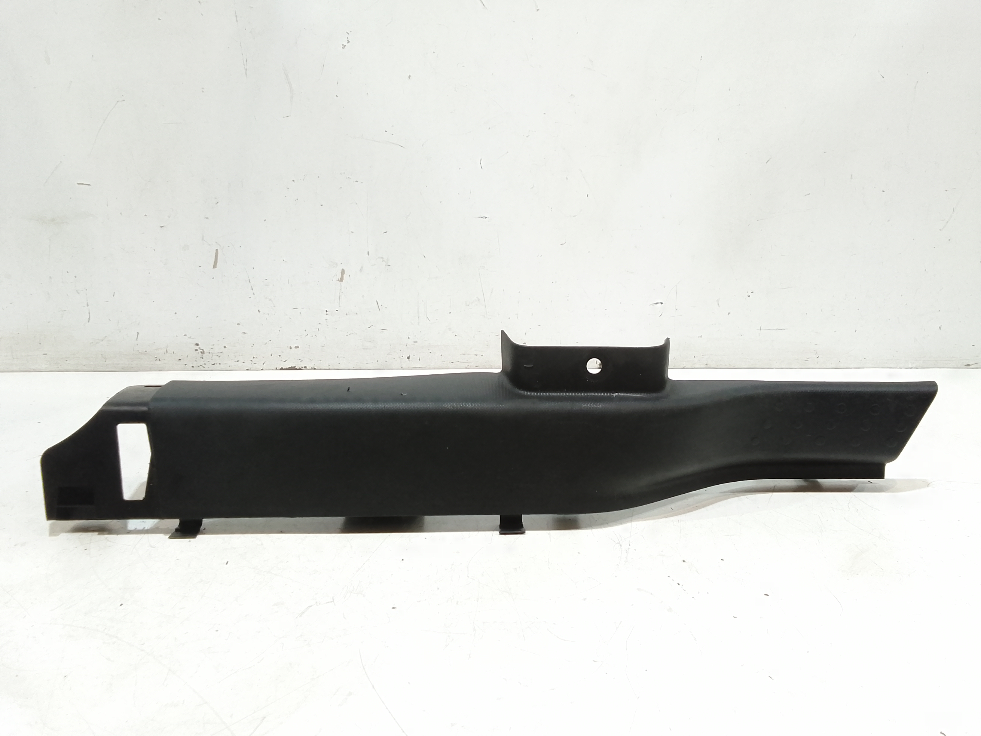 Rivestimento Int. Sup. Montante Centr. Destro Usato