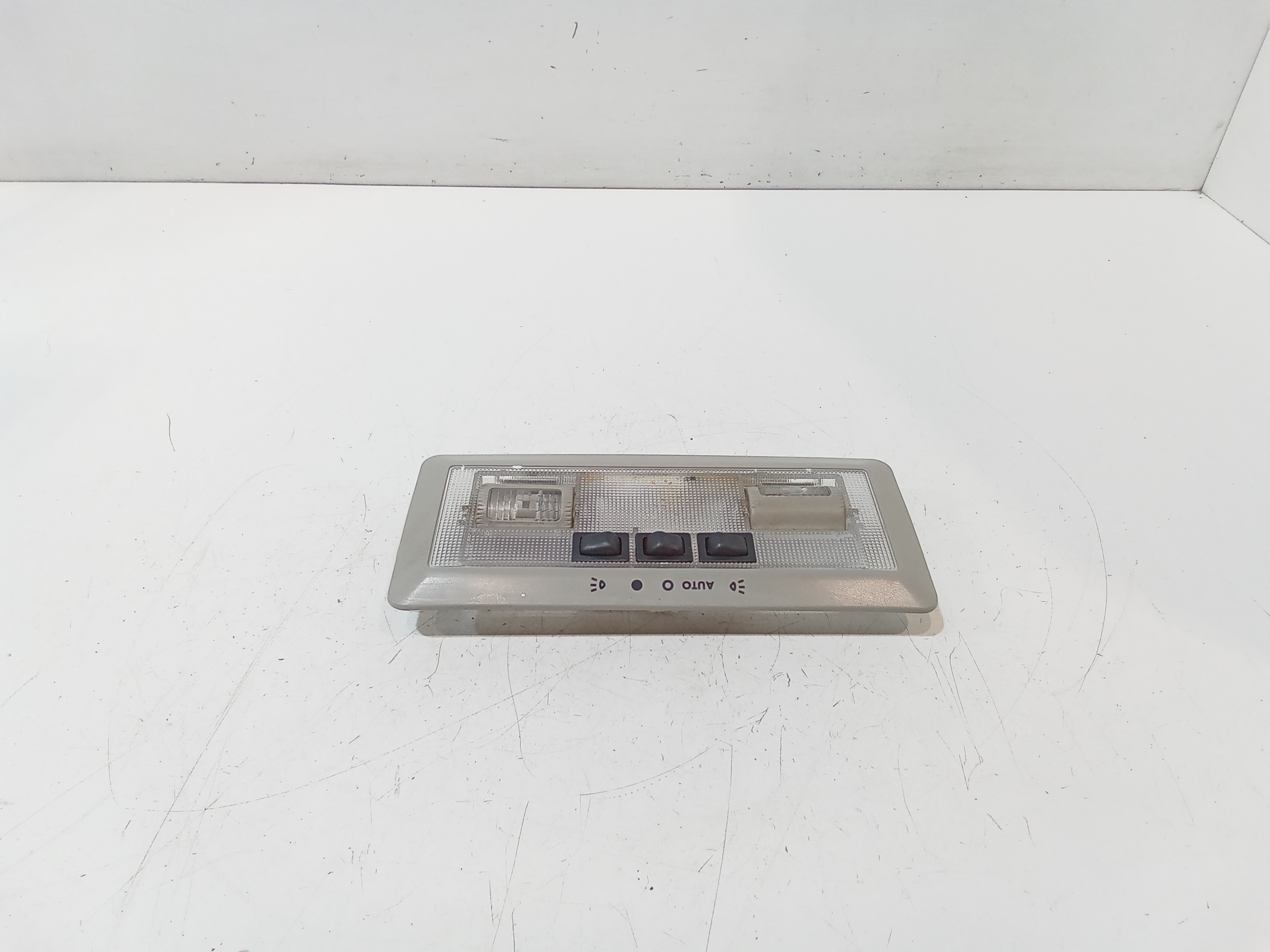 Luce Cortesia Ant. Tetto Usato