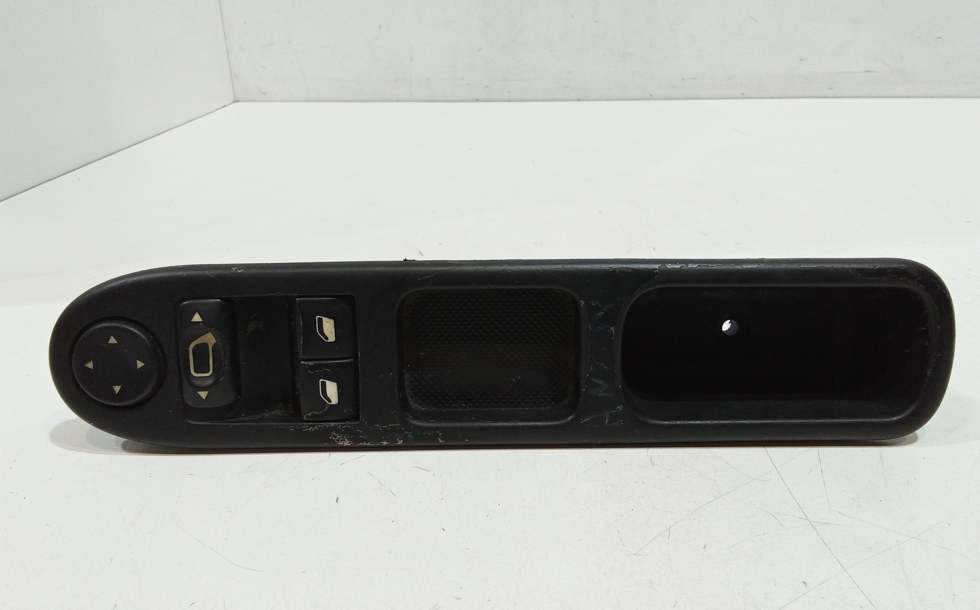 Interruttore Alzacristalli Porta Ant. Sinistro Usato