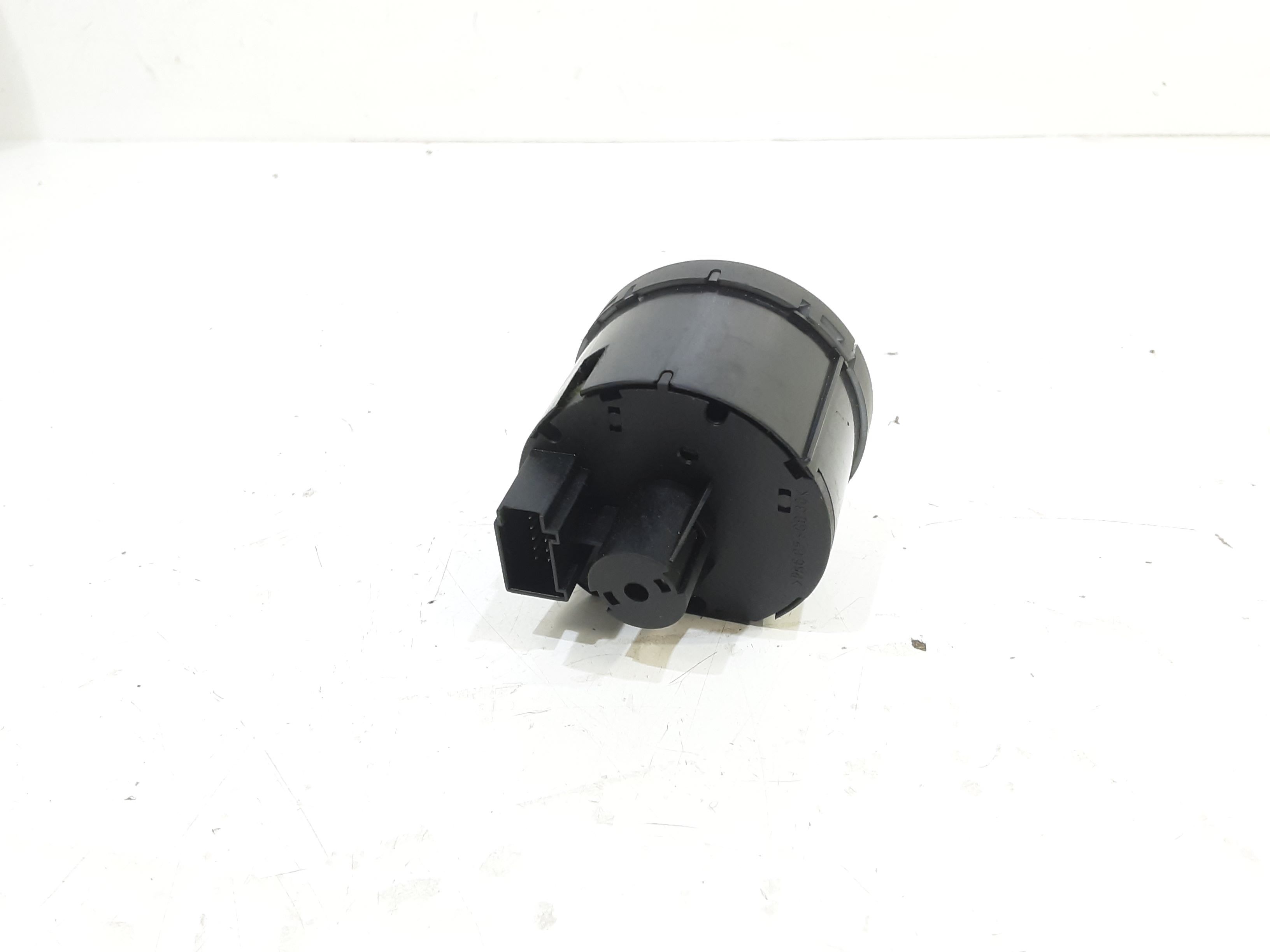 Interruttore Blocco Comando Luci 3C8941431XSH Usato