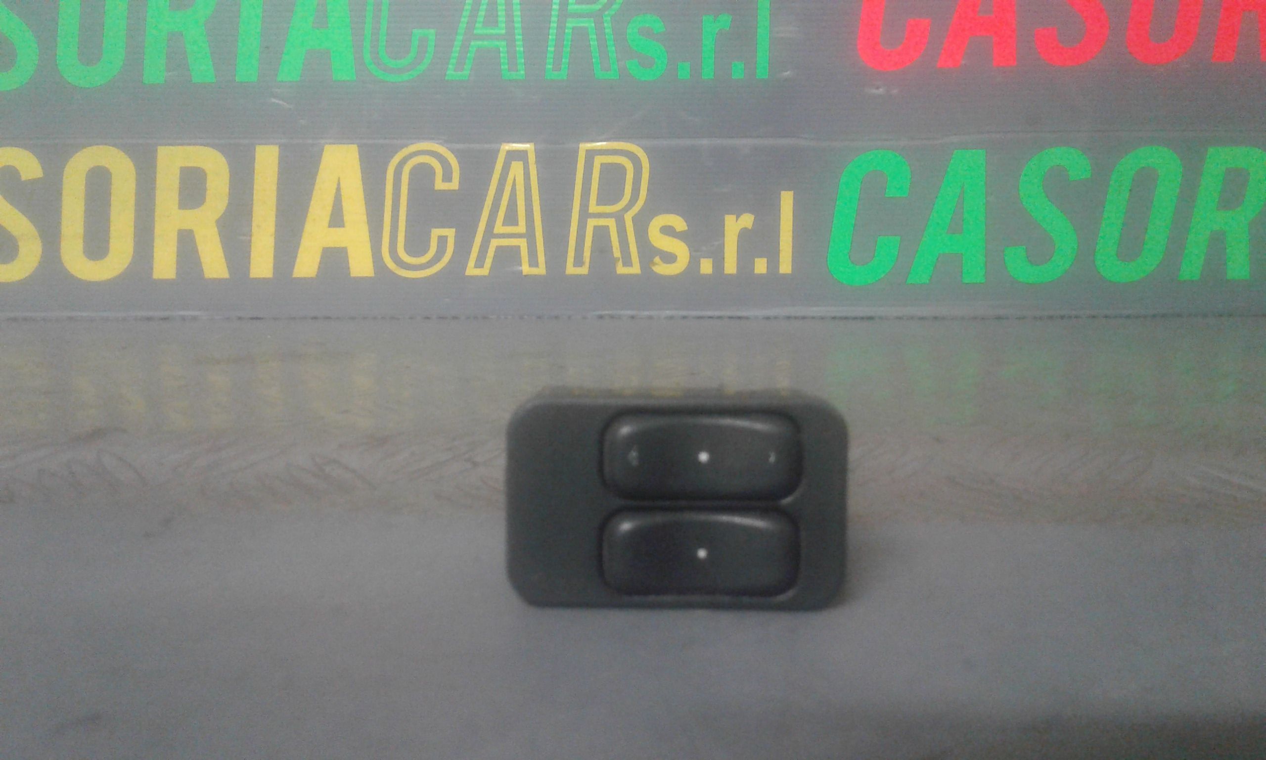 Interruttore Alzacristalli Porta Ant. Sinistro Usato