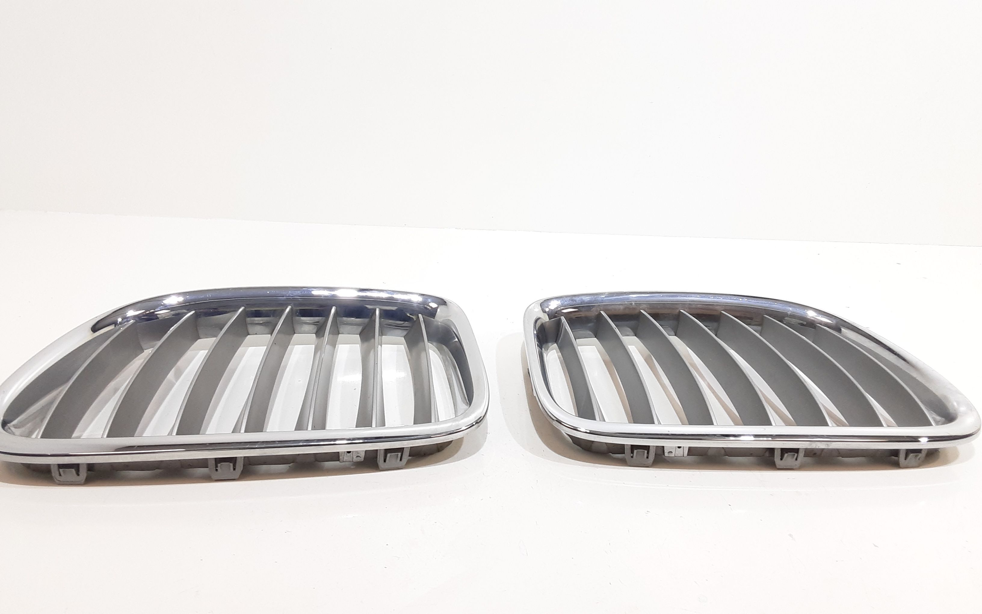 Griglia Paraurti Ant. 51112990368 Usato