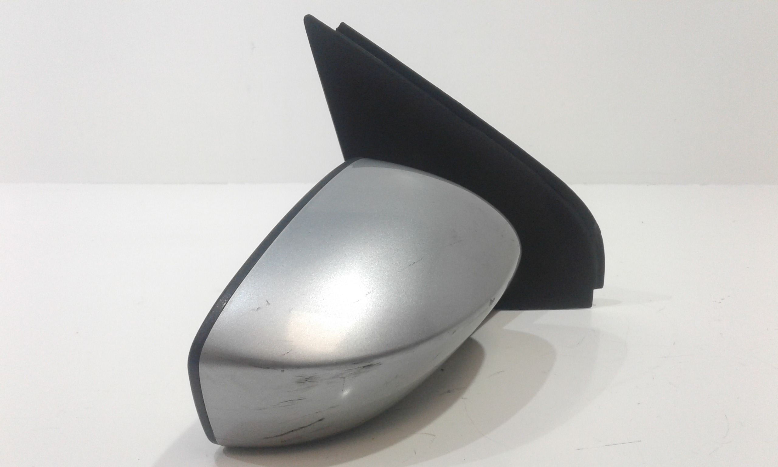 Retrovisore Est. Destro Usato