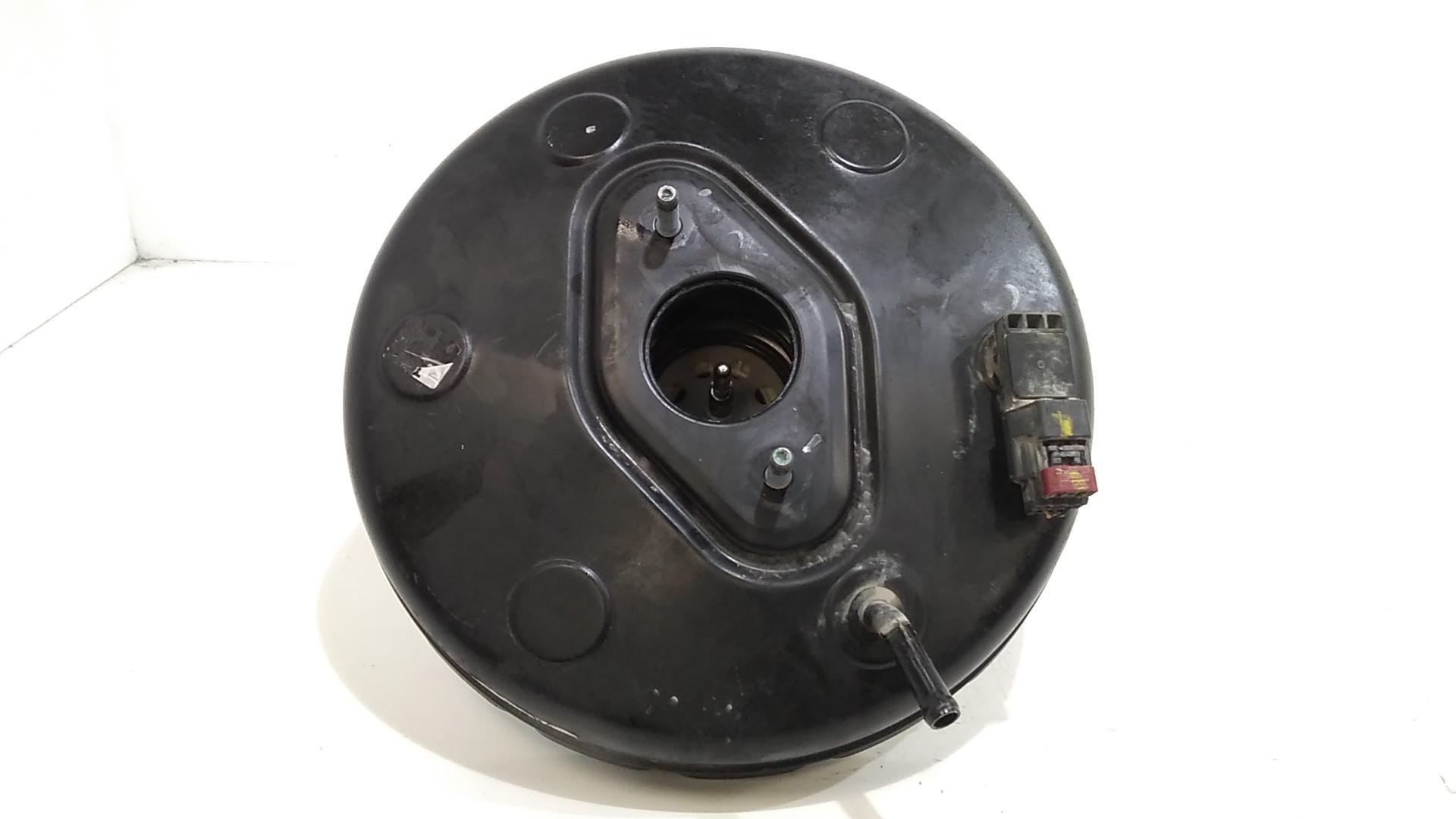 Servofreno 59110D7000 Usato