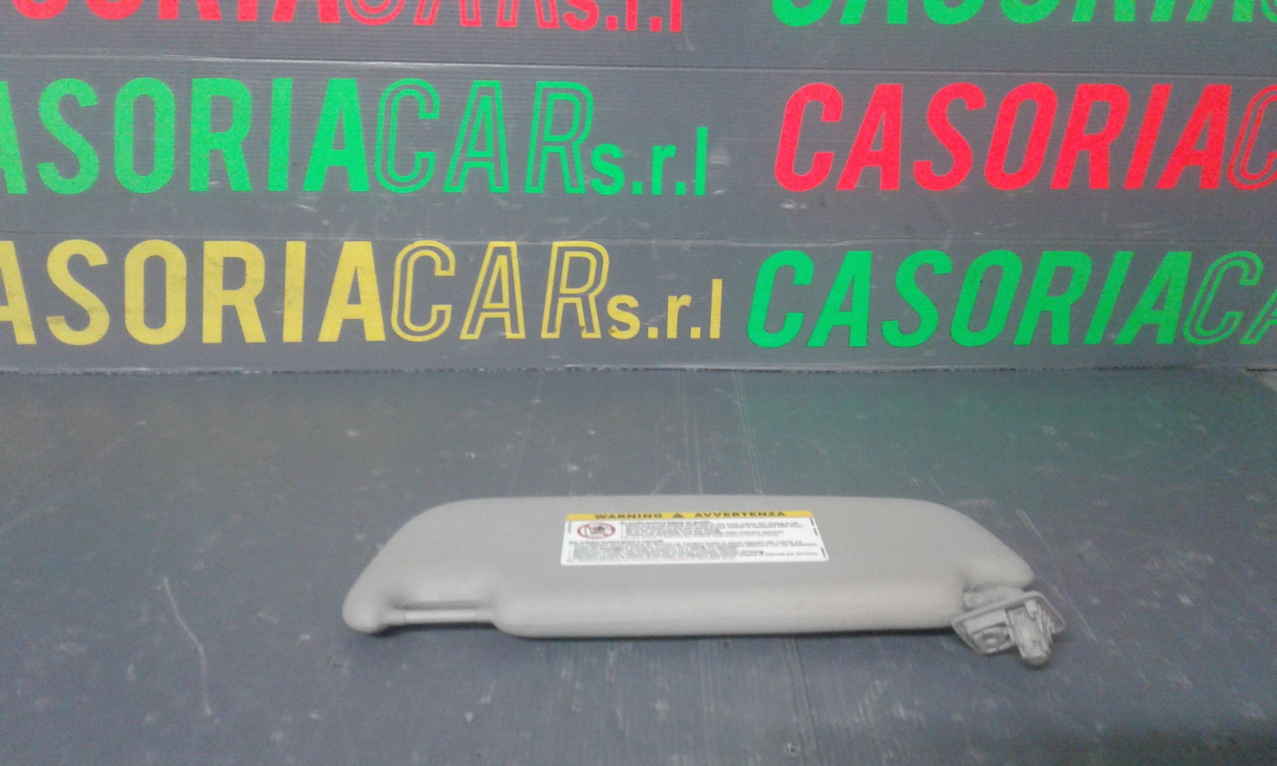 Aletta Parasole Parabrezza Destro A4548100410CH0A Usato