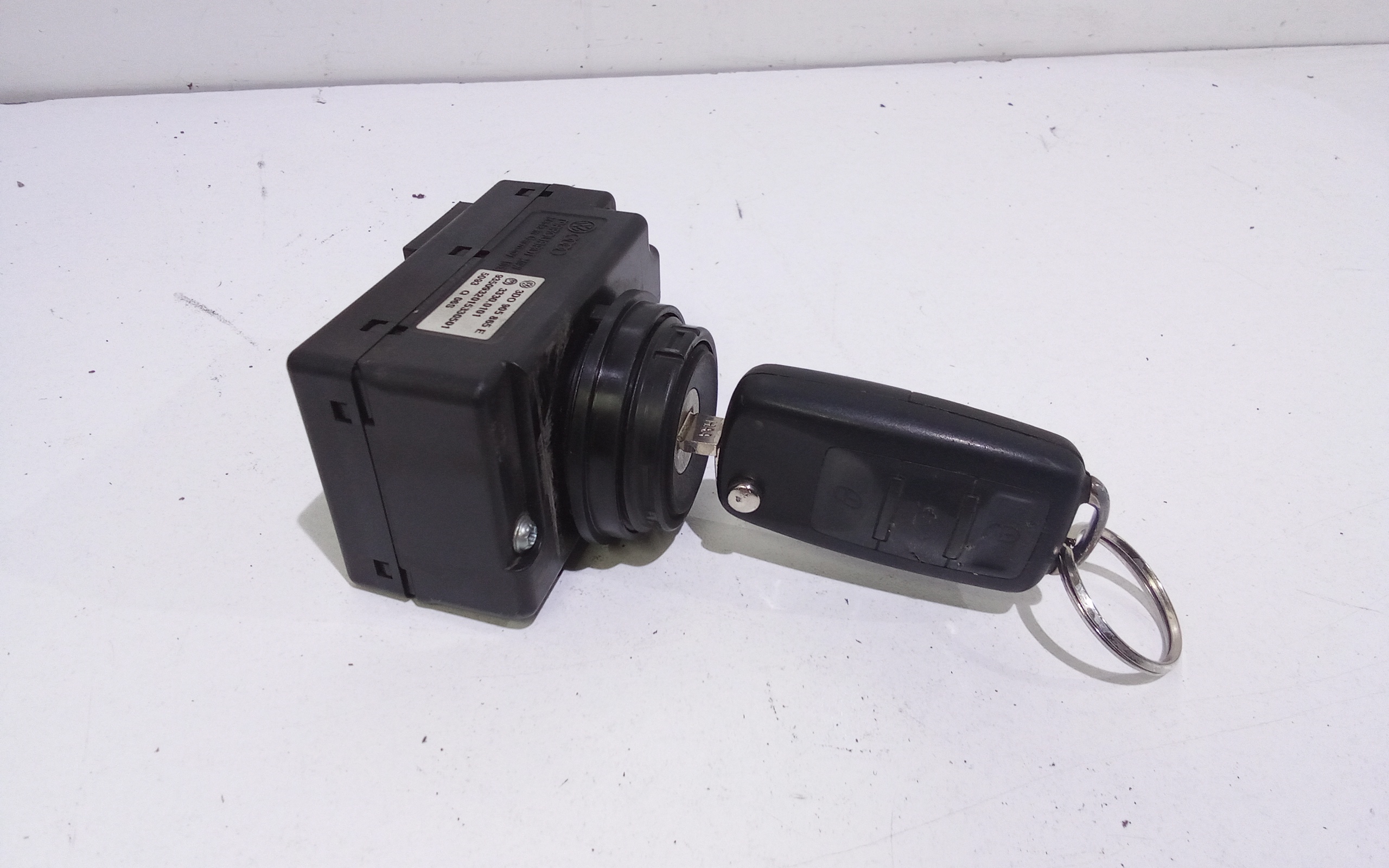 Commutatore Avviamento Con Cilindretti Serrature Usato