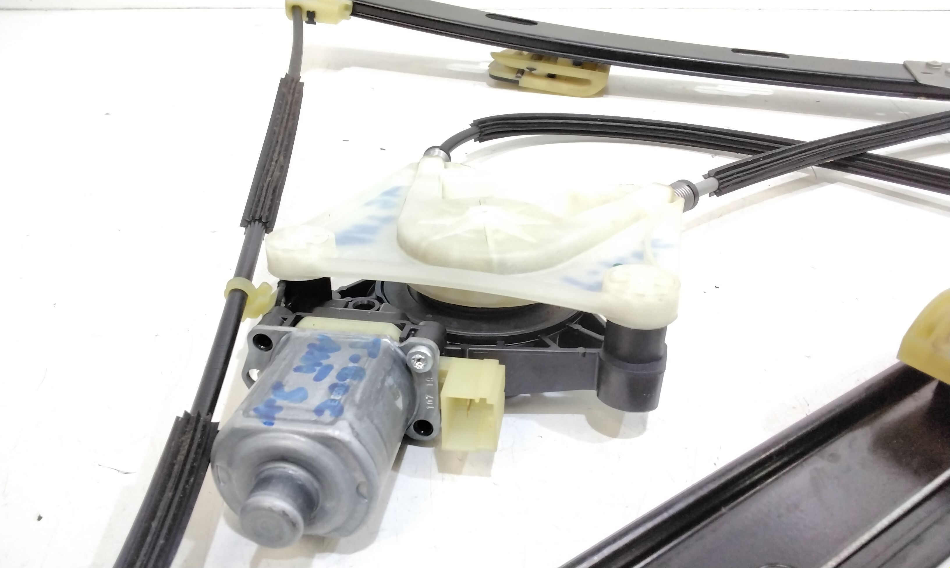 Alzacristallo Porta Ant. Sinistro Usato