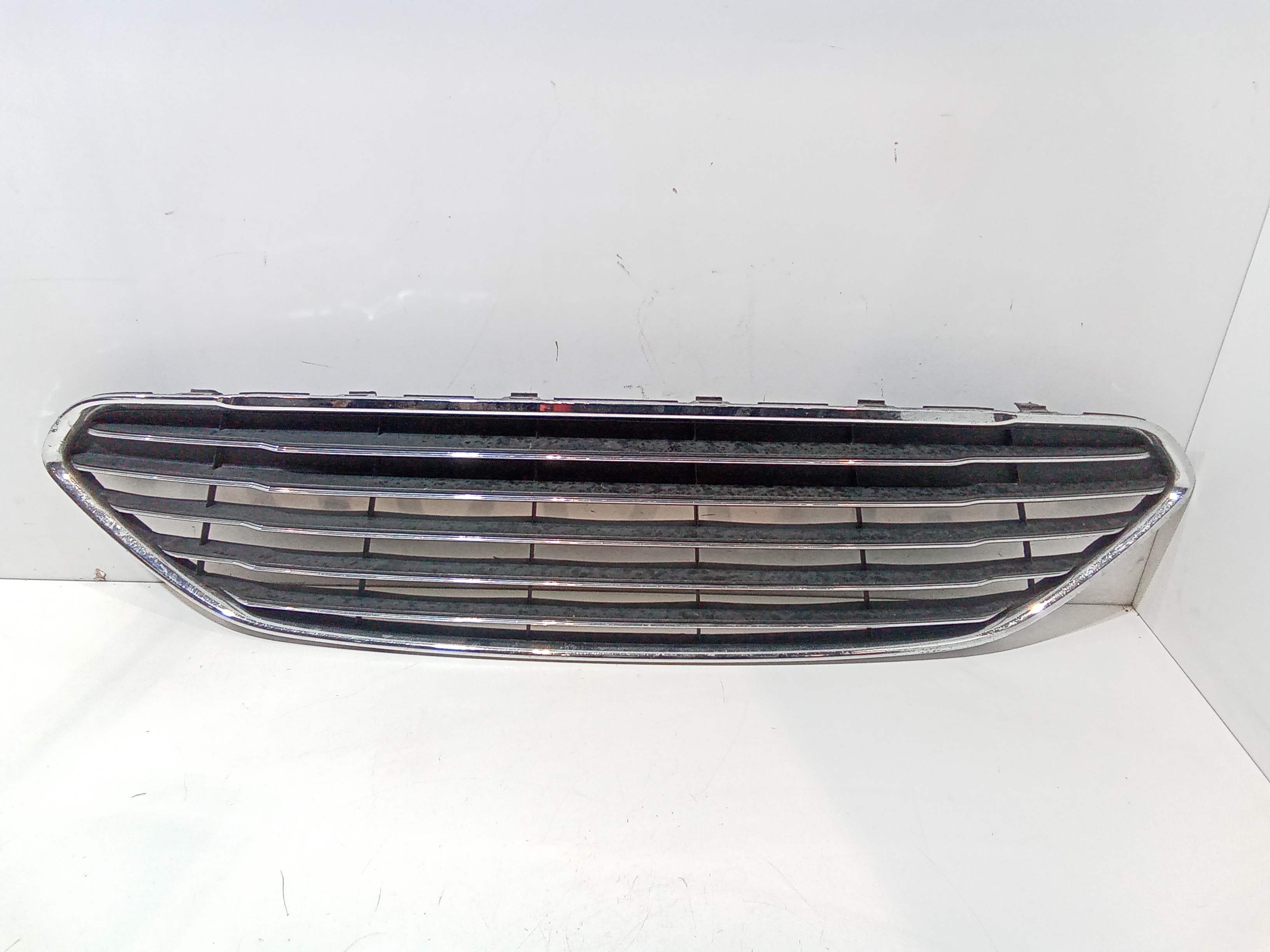 Griglia Paraurti Ant. 2550828 Usato