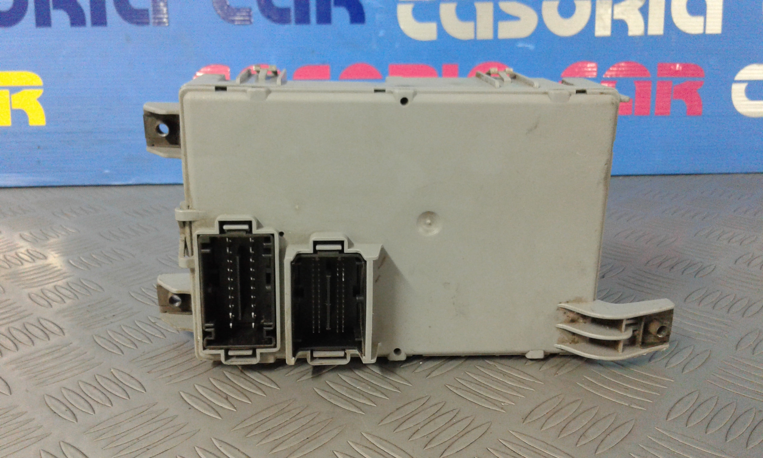 Scatola Fusibili Usato