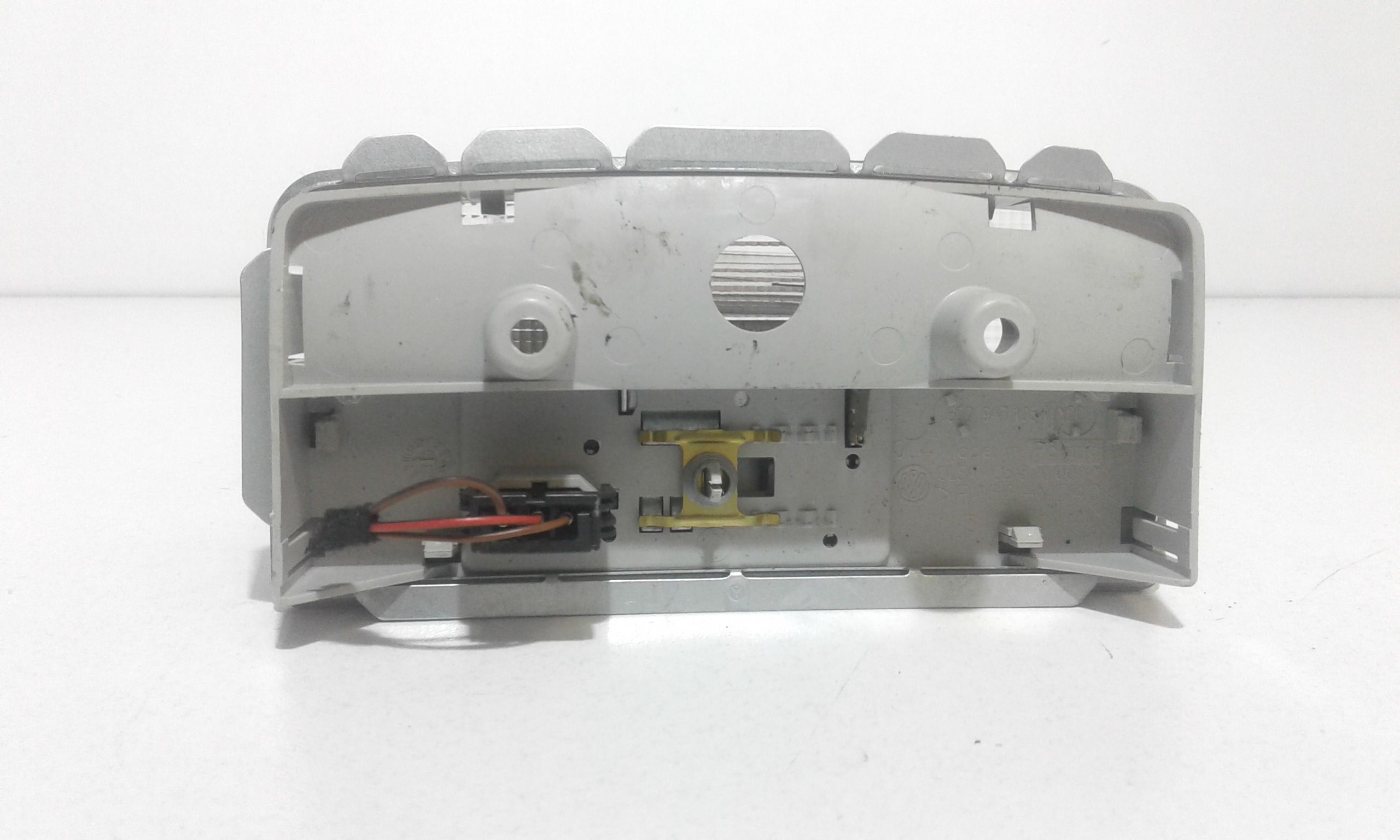 Luce Cortesia Ant. Tetto 6Q0947105M82V Usato