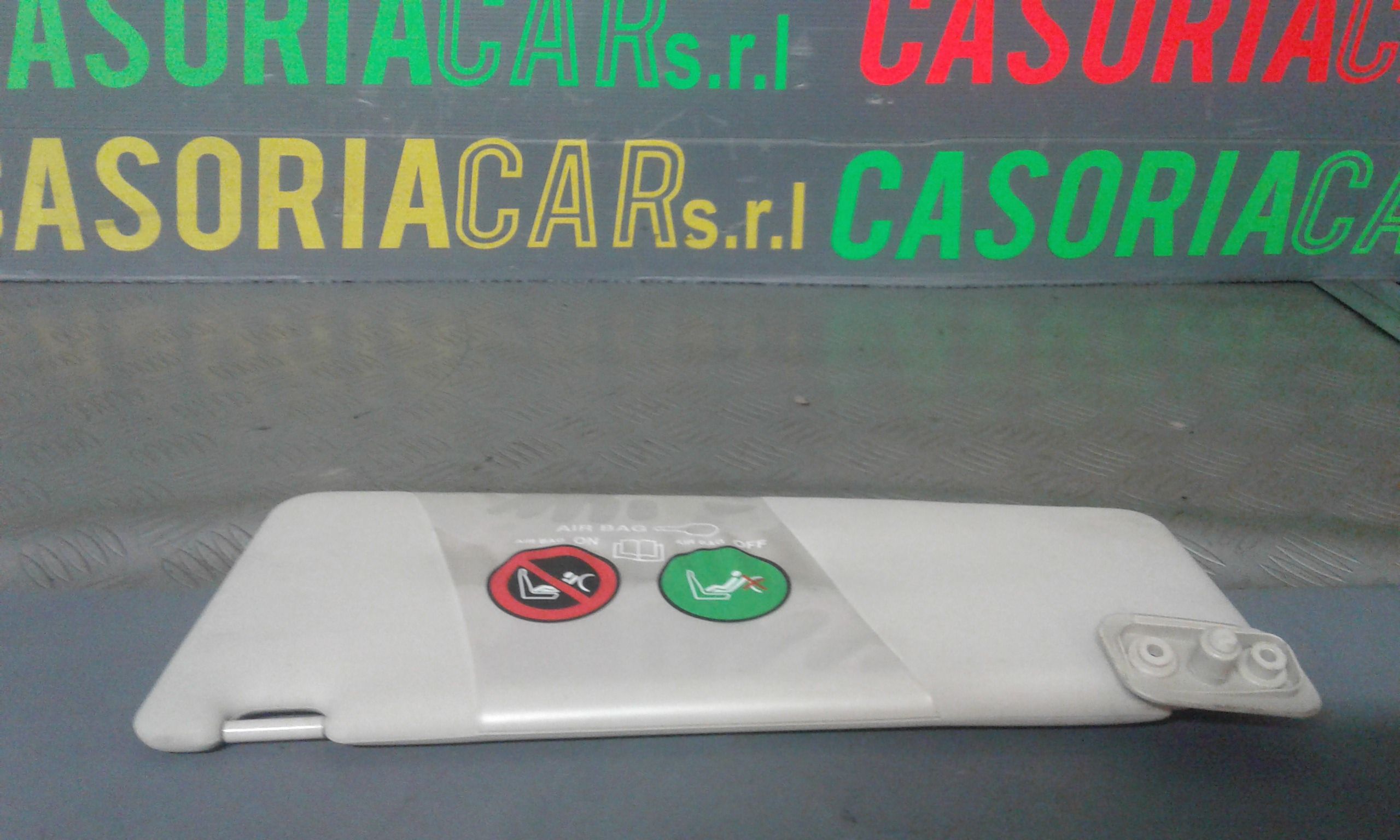 Aletta Parasole Parabrezza Destro 743100D011B0 Usato