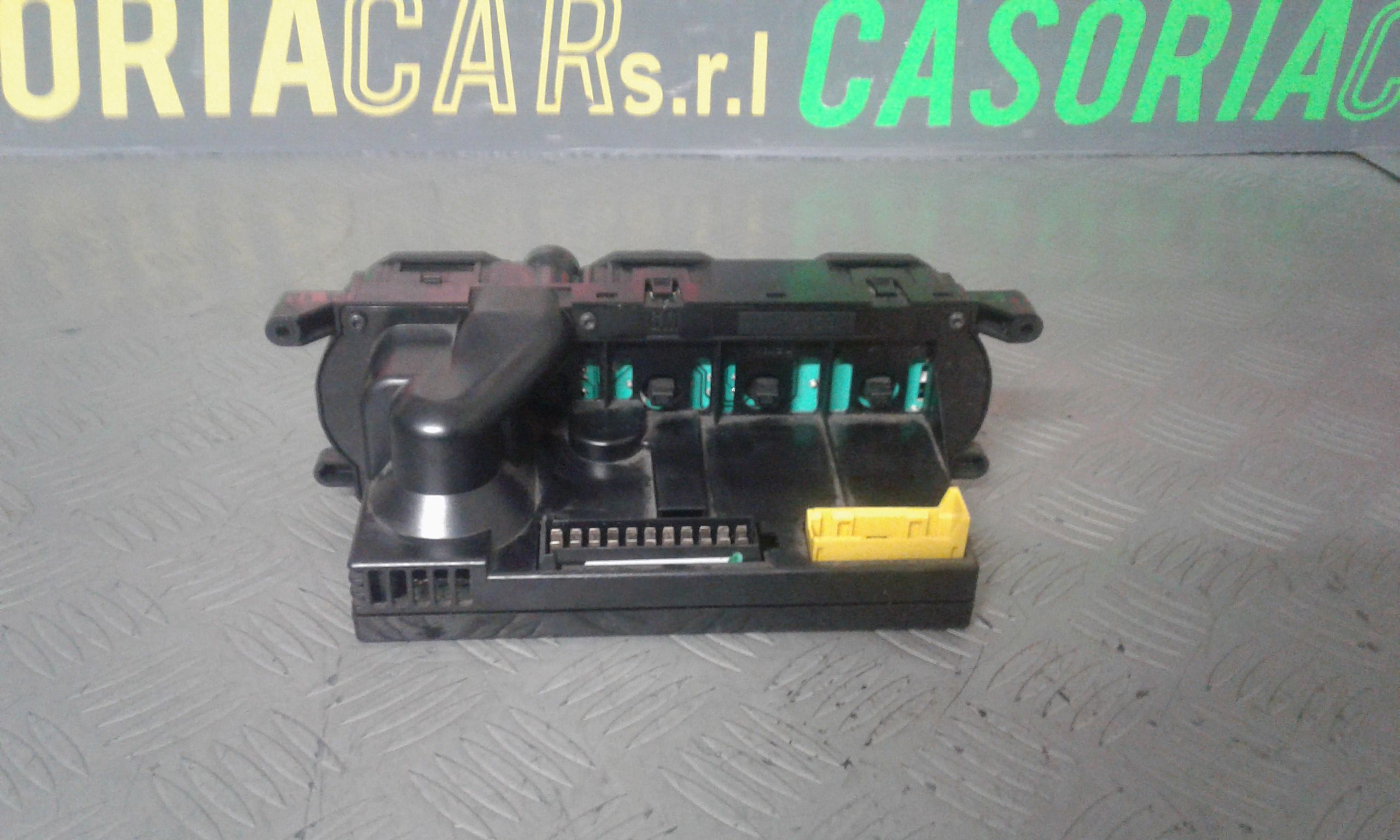 Blocco Comando Climatizzazione 24410176 Usato