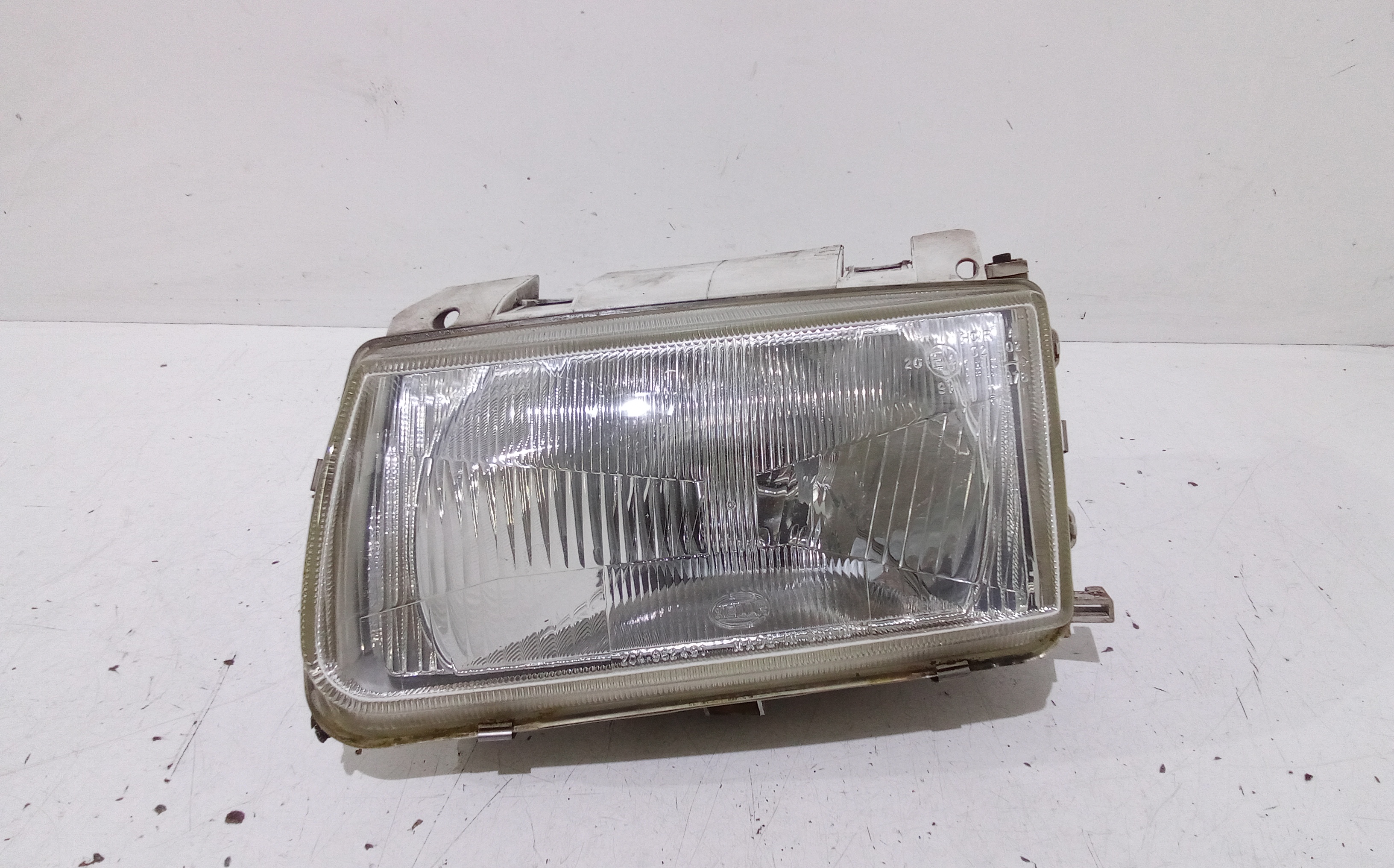 Proiettore Sinistro 6N1941015 Usato