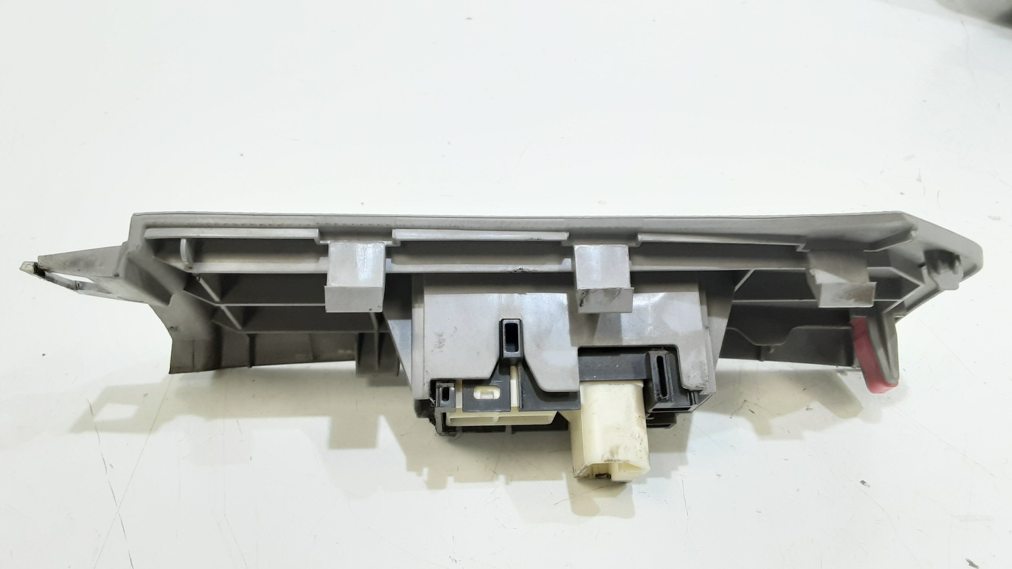 Interruttore Alzacristalli Porta Ant. Destro Usato