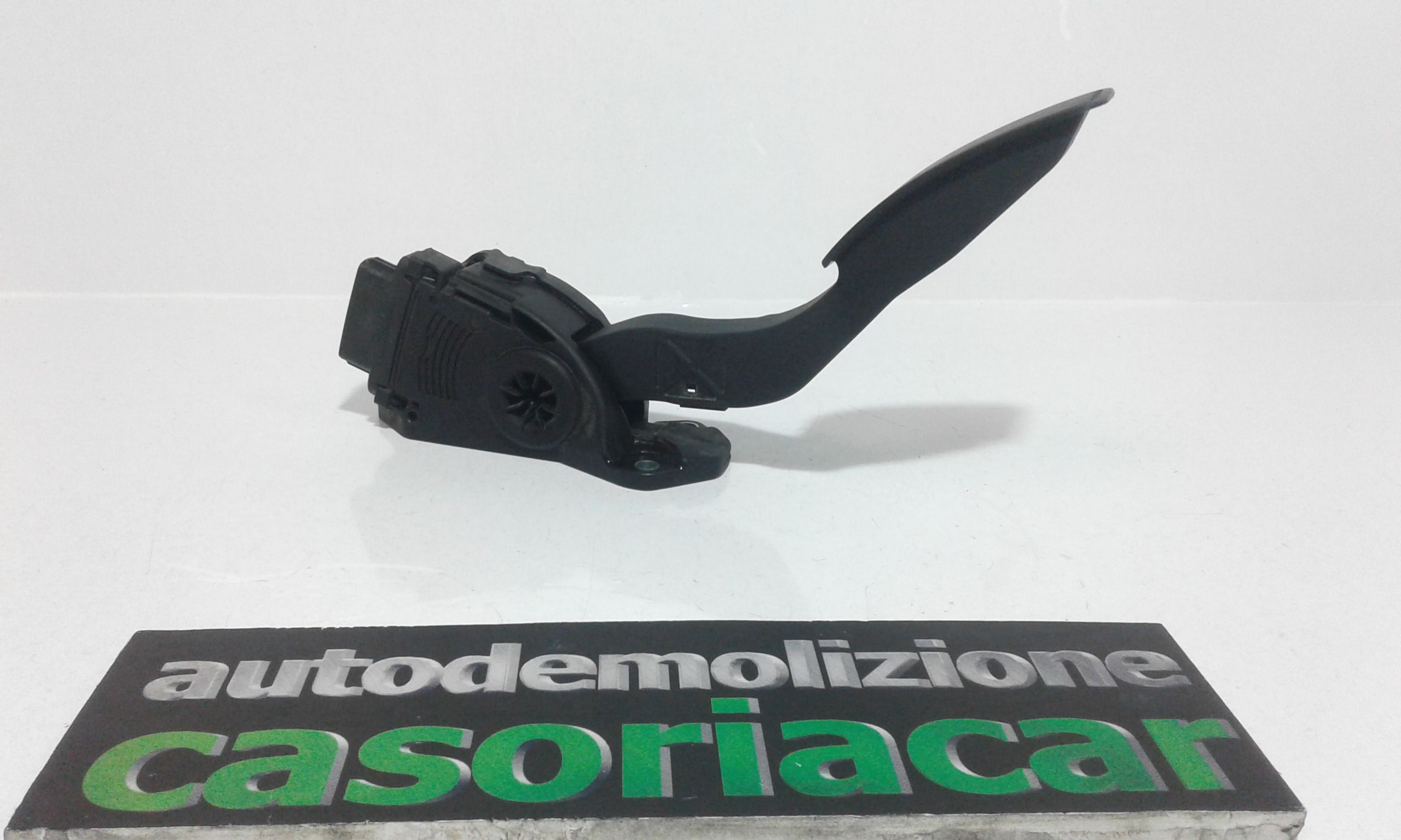 Pedale Acceleratore 4940057K50000 Usato