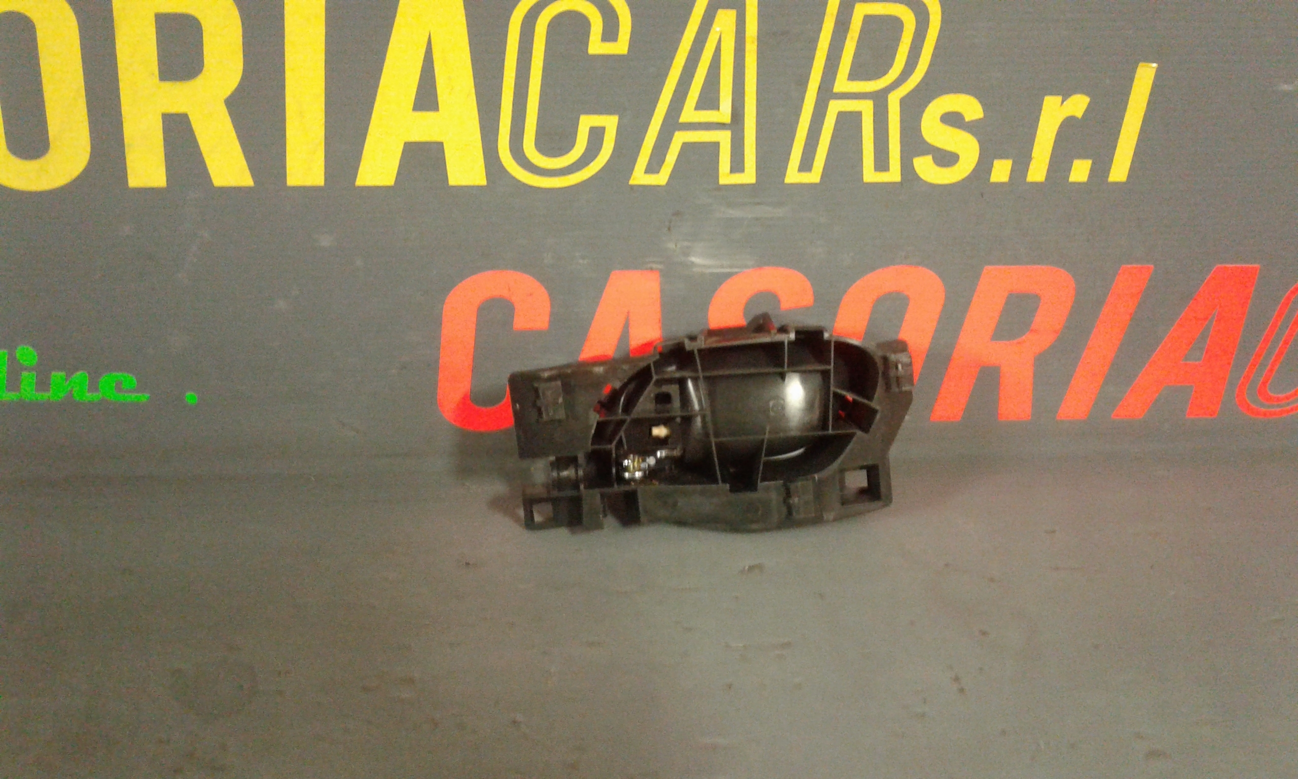 Maniglia Int. Apertura Porta Ant. Destro Usato