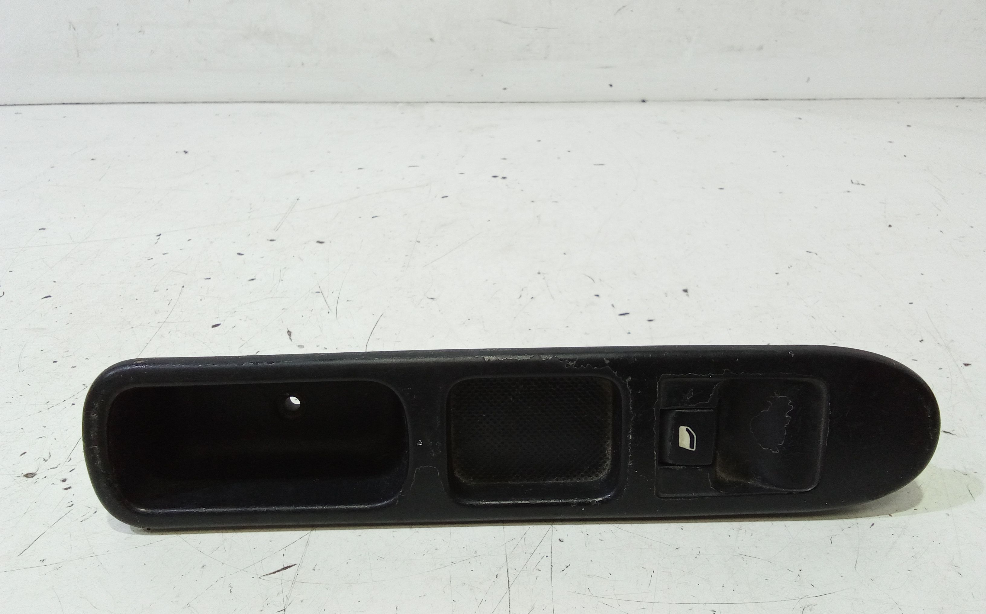 Interruttore Alzacristalli Porta Ant. Destro Usato