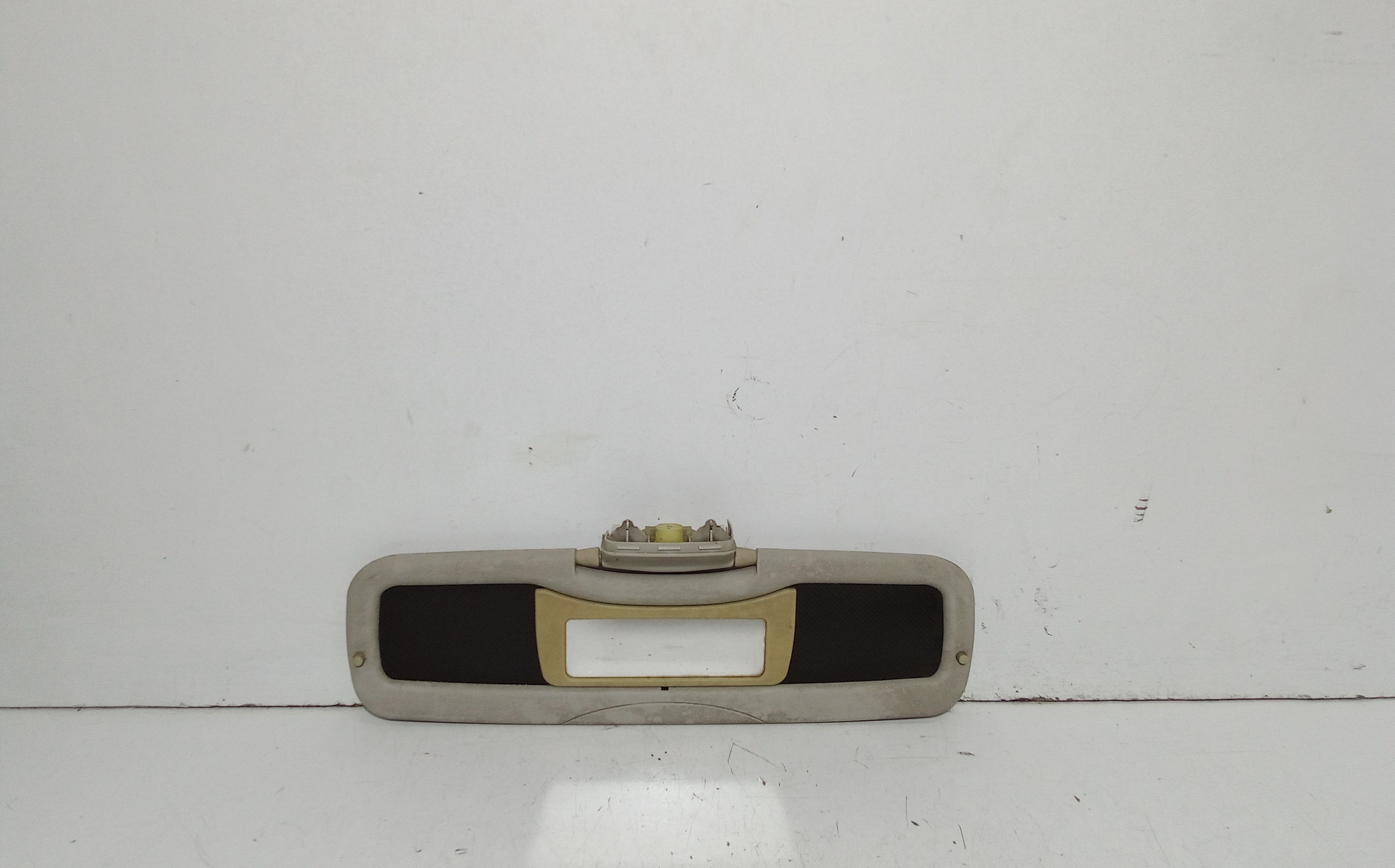 Aletta Parasole Parabrezza Destro Q0000706V007C24A00 Usato