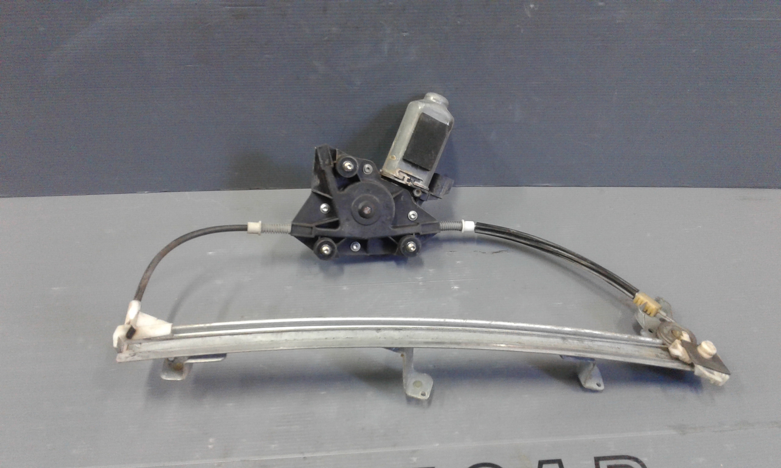 Alzacristallo Porta Ant. Sinistro Usato